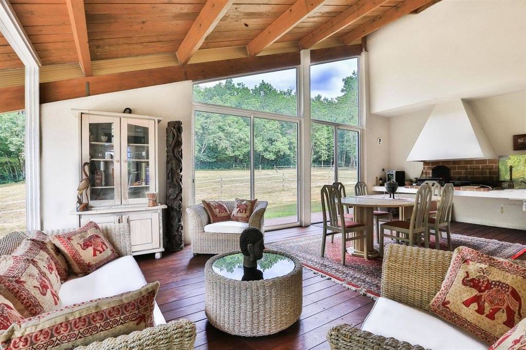 Propriété équestre à vendre près de Bordeaux SAINT CAPRAIS