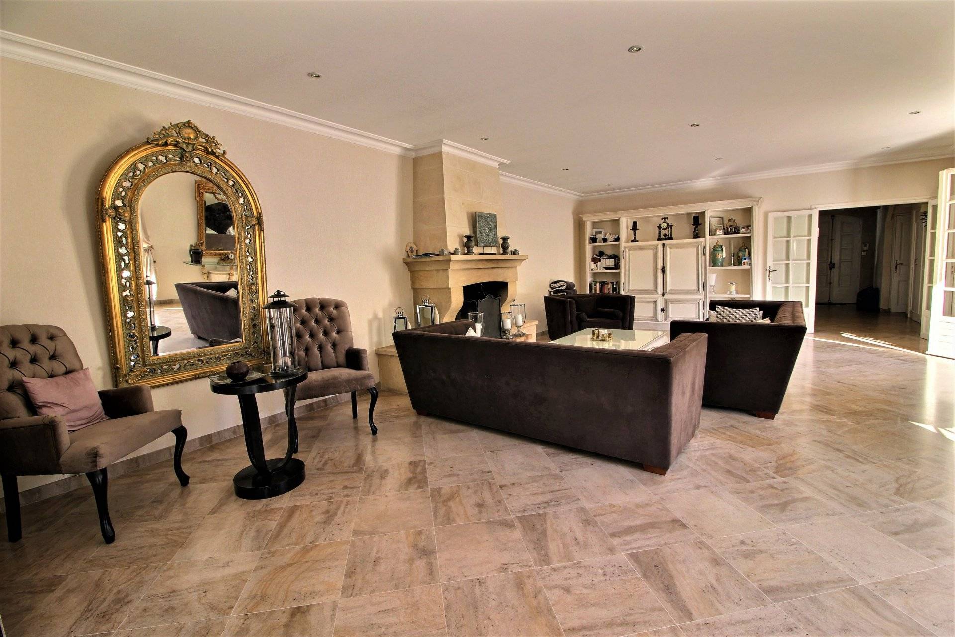 Magnifique maison de prestige à vendre sur les vignes du Château Pape Clément PESSAC