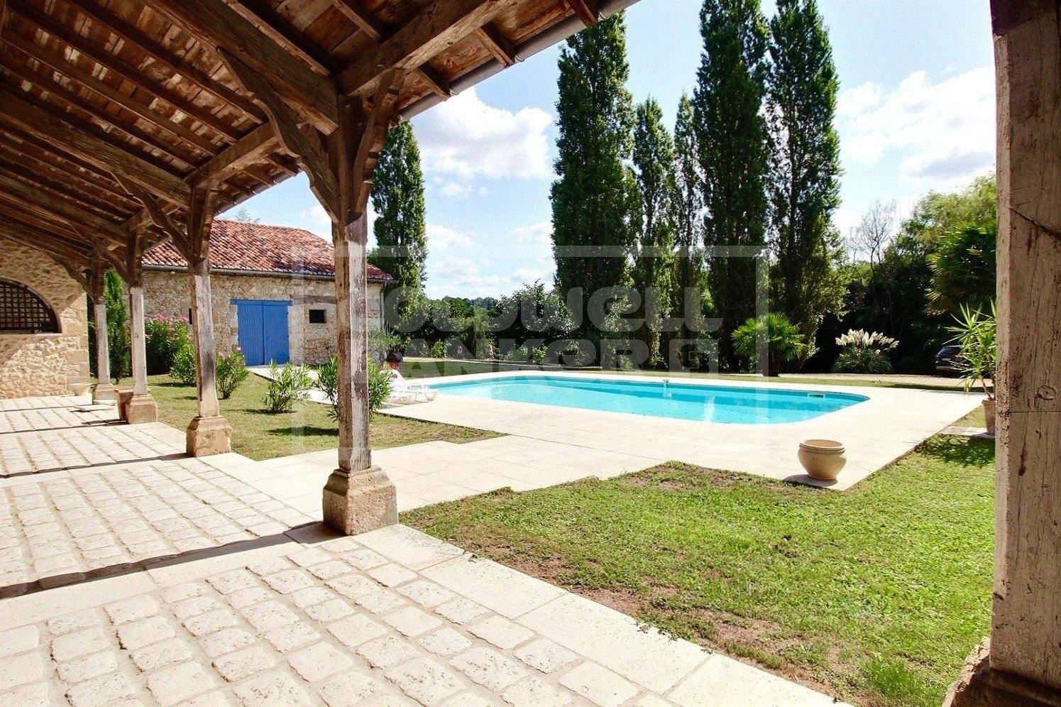 Belle demeure Napoléonienne rénovée à vendre proche CENTRE DE BAZAS 33