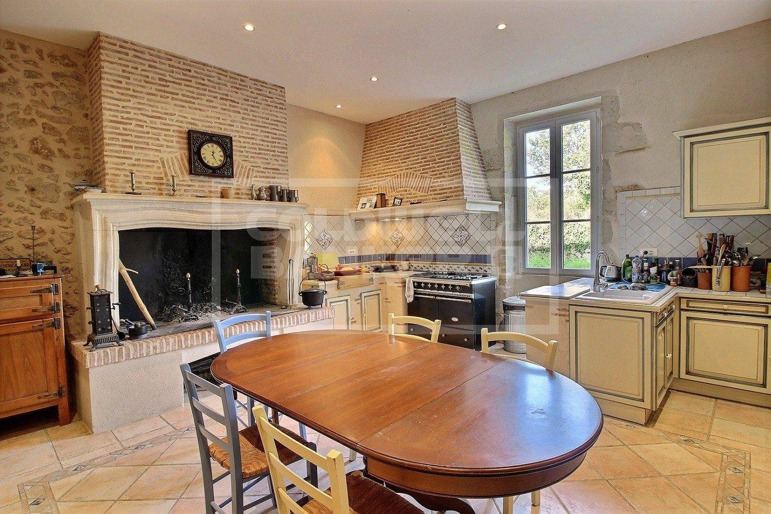 Belle demeure Napoléonienne rénovée à vendre proche CENTRE DE BAZAS 33