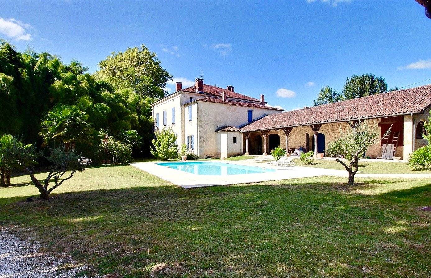 maison napoléonienne à vendre près de Bordeaux