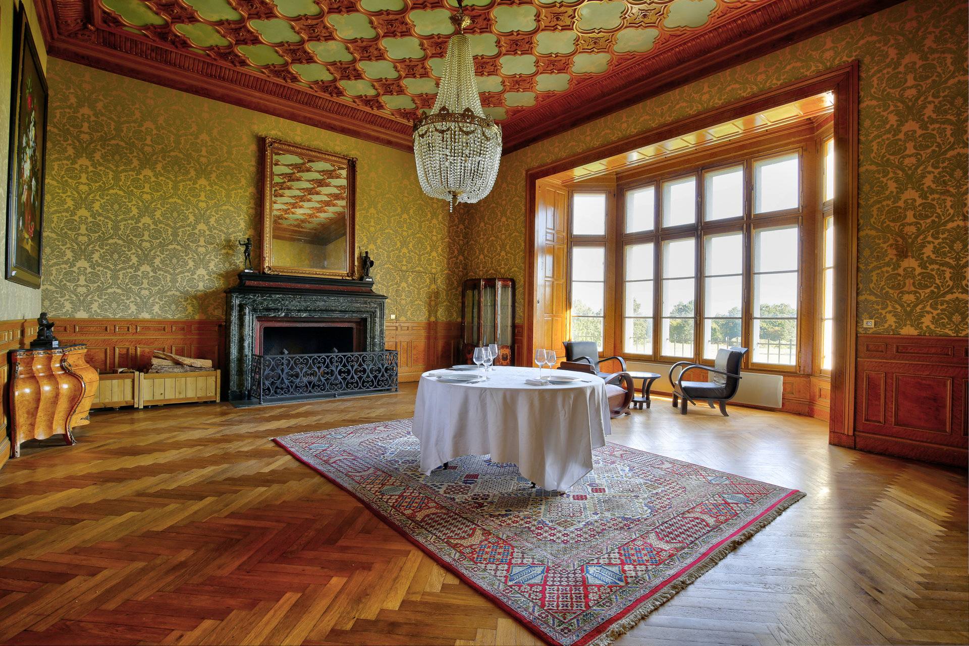 Château et parc de 150 hectares à vendre à 25 minutes de Bordeaux