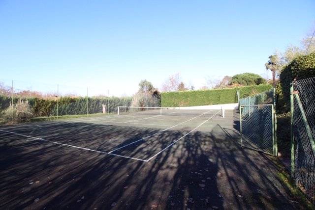 Splendide propriété en pierre du XVIIe siècle avec dépendances à vendre FLOIRAC