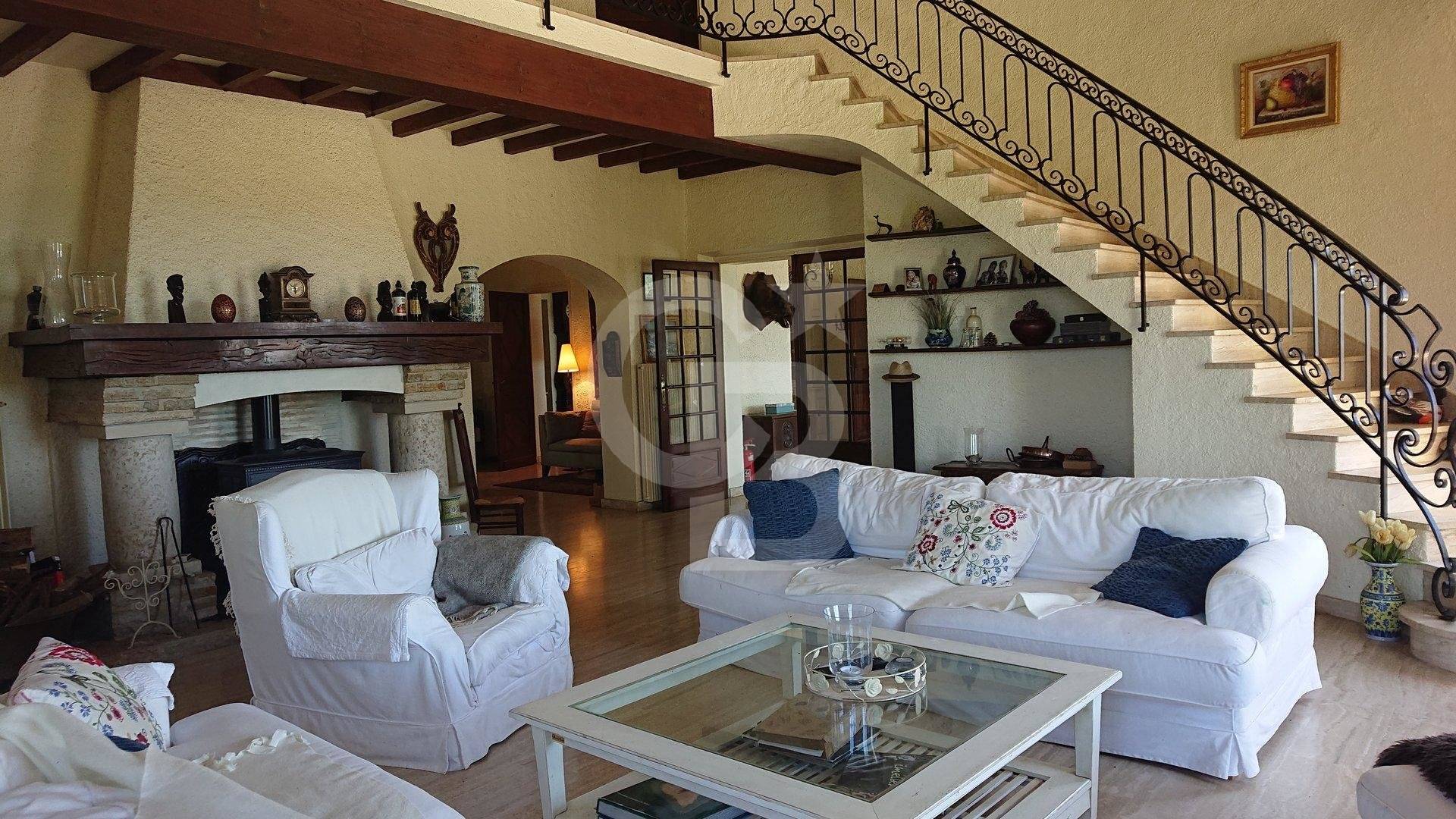 Propriété viticole en vignes rouges à vendre PROCHE BERGERAC