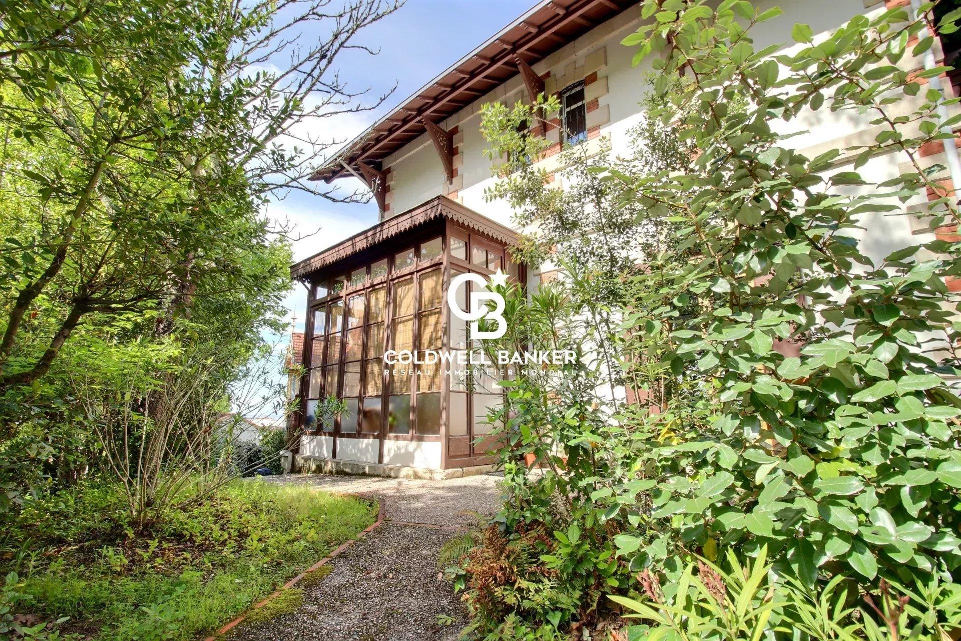 Villa Arcachonnaise 6 chambres avec piscine Arcachon - Ville d'Hiver