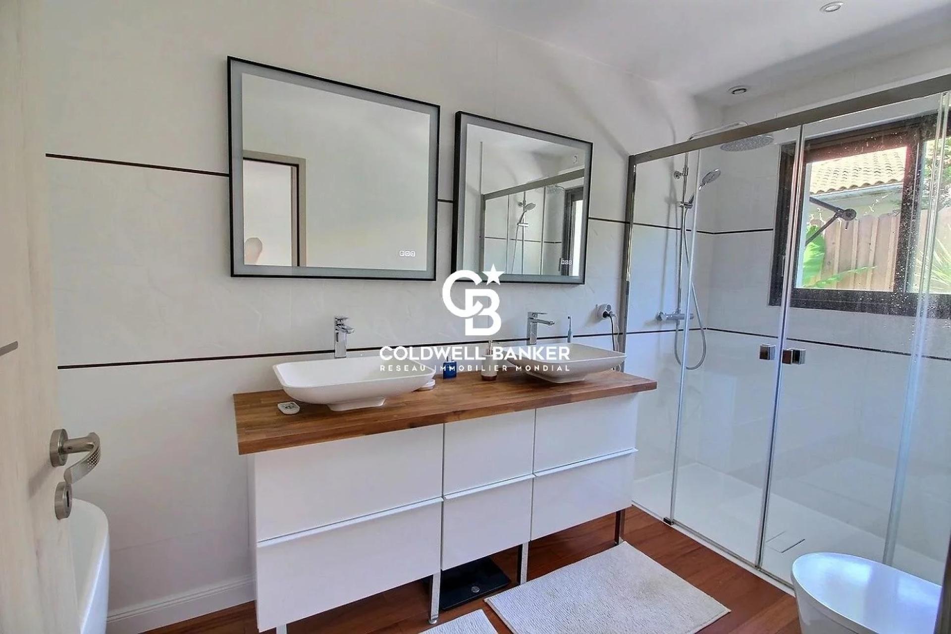 Spacieuse villa de prestige aux prestations haut de gamme Pyla-sur-Mer