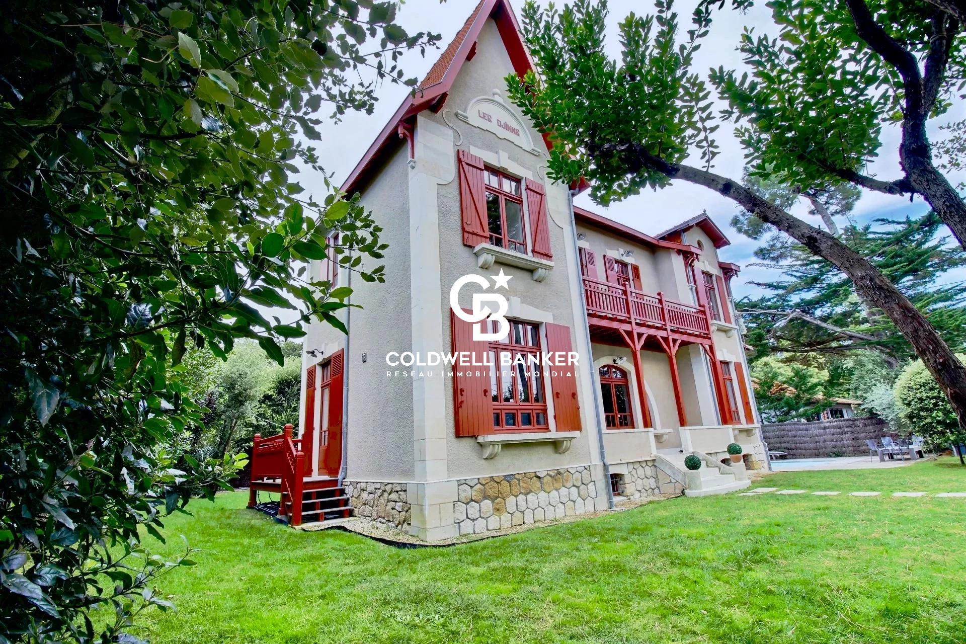 Arcachonnaise de charme – rénovation architecte, piscine et élégance au cœur du Moulleau