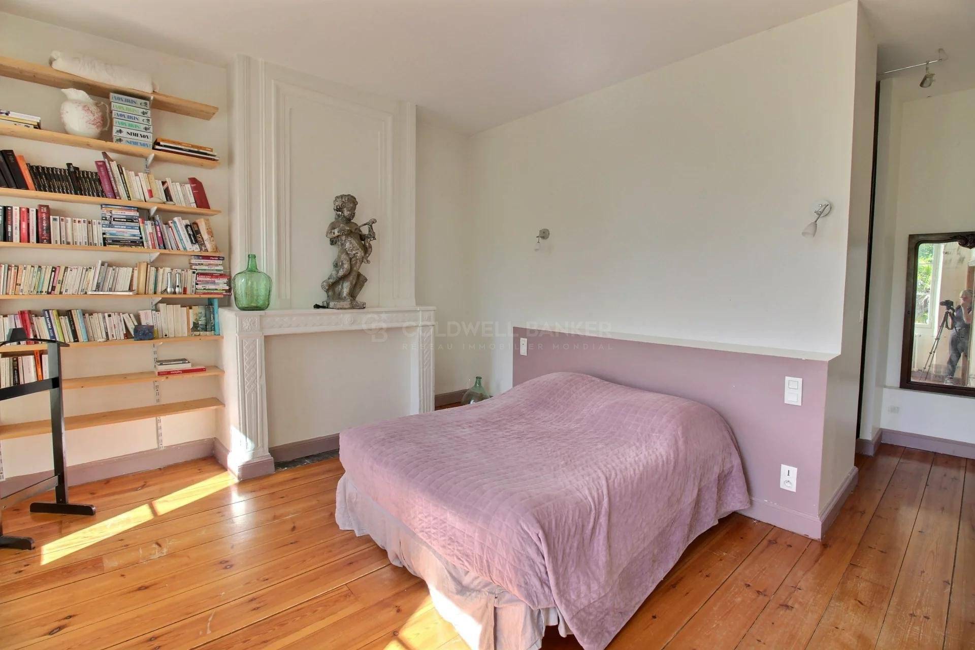 achat Charmante demeure girondine avec dépendances et piscine - BARSAC