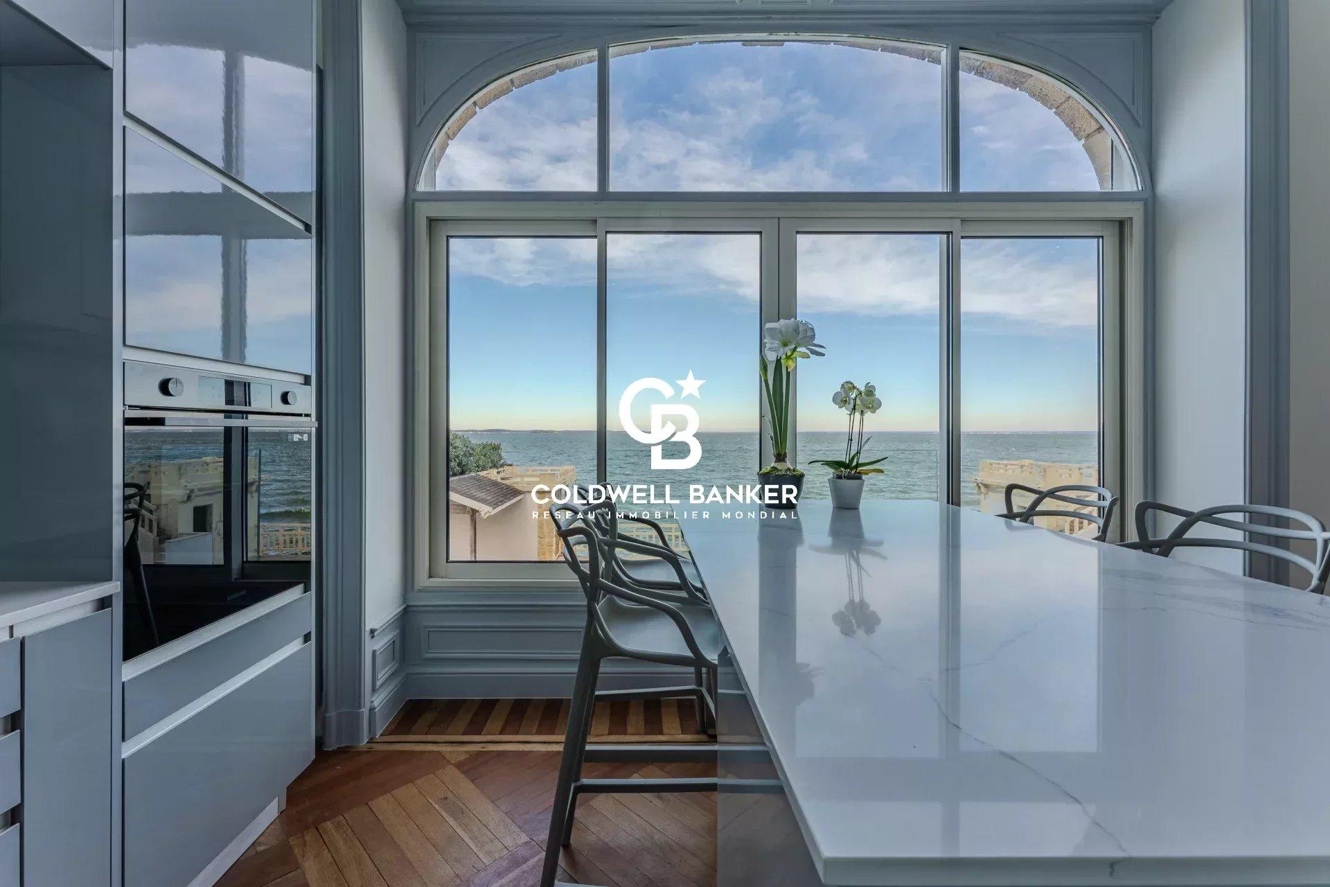 Somptueux appartement en première ligne à Arcachon
