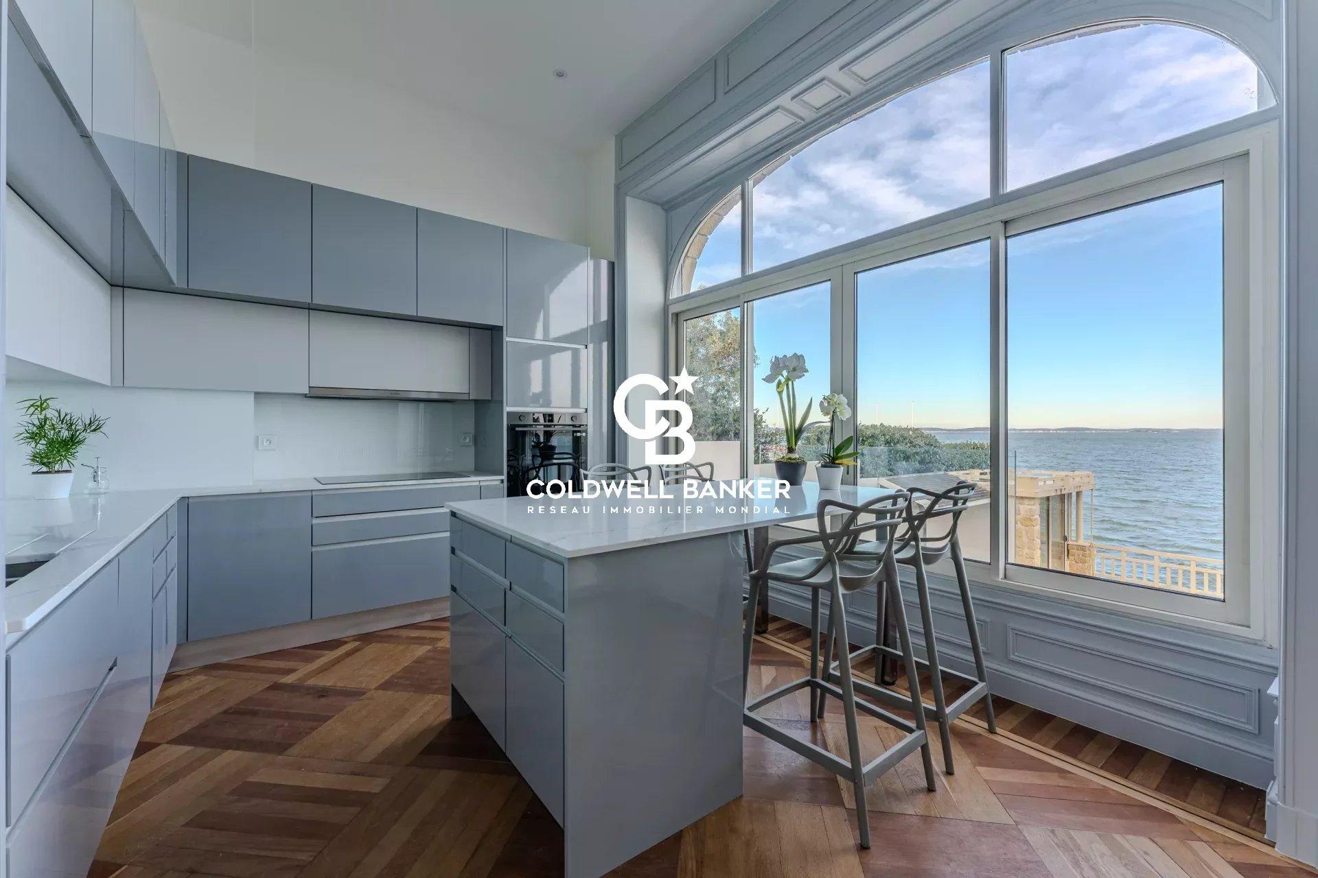 Somptueux appartement en première ligne à Arcachon