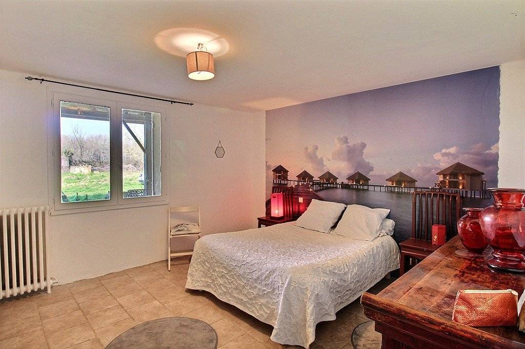 Ferme équestre à vendre proche Bordeaux GAJAC