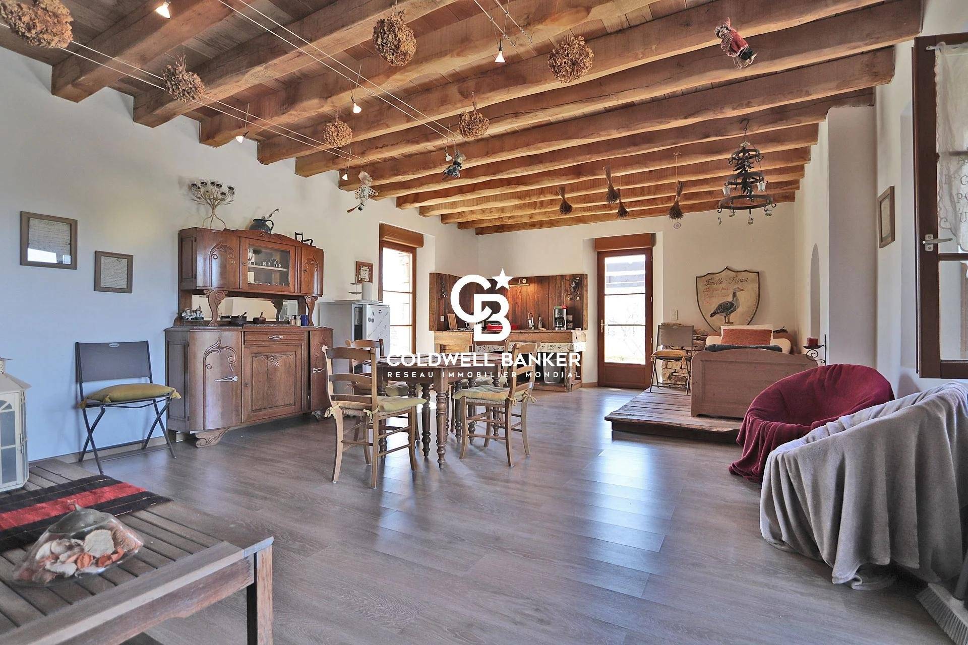 Maison avec piscine et gîtes - Périgord Noir