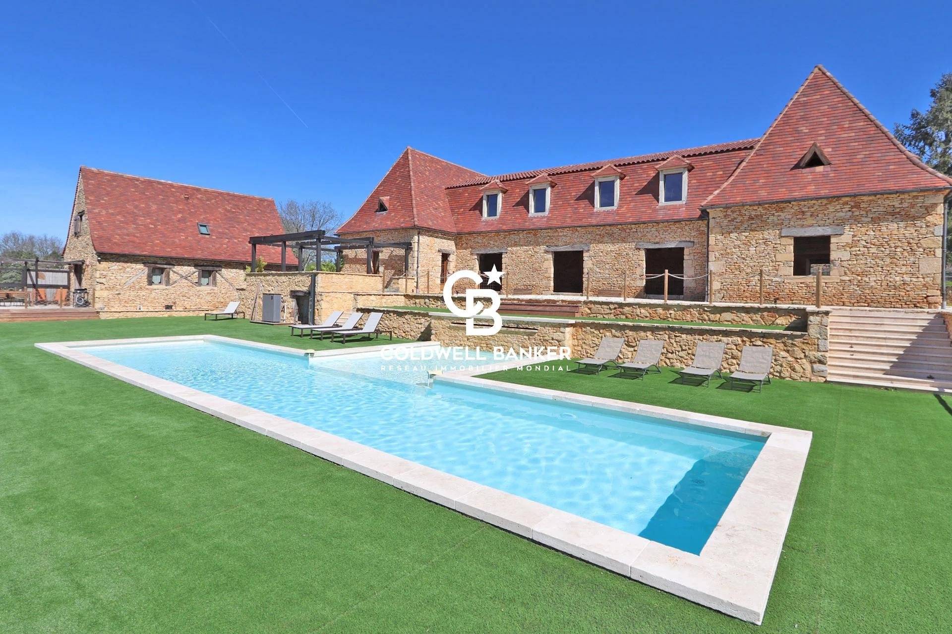 Maison avec piscine et gîtes - Périgord Noir