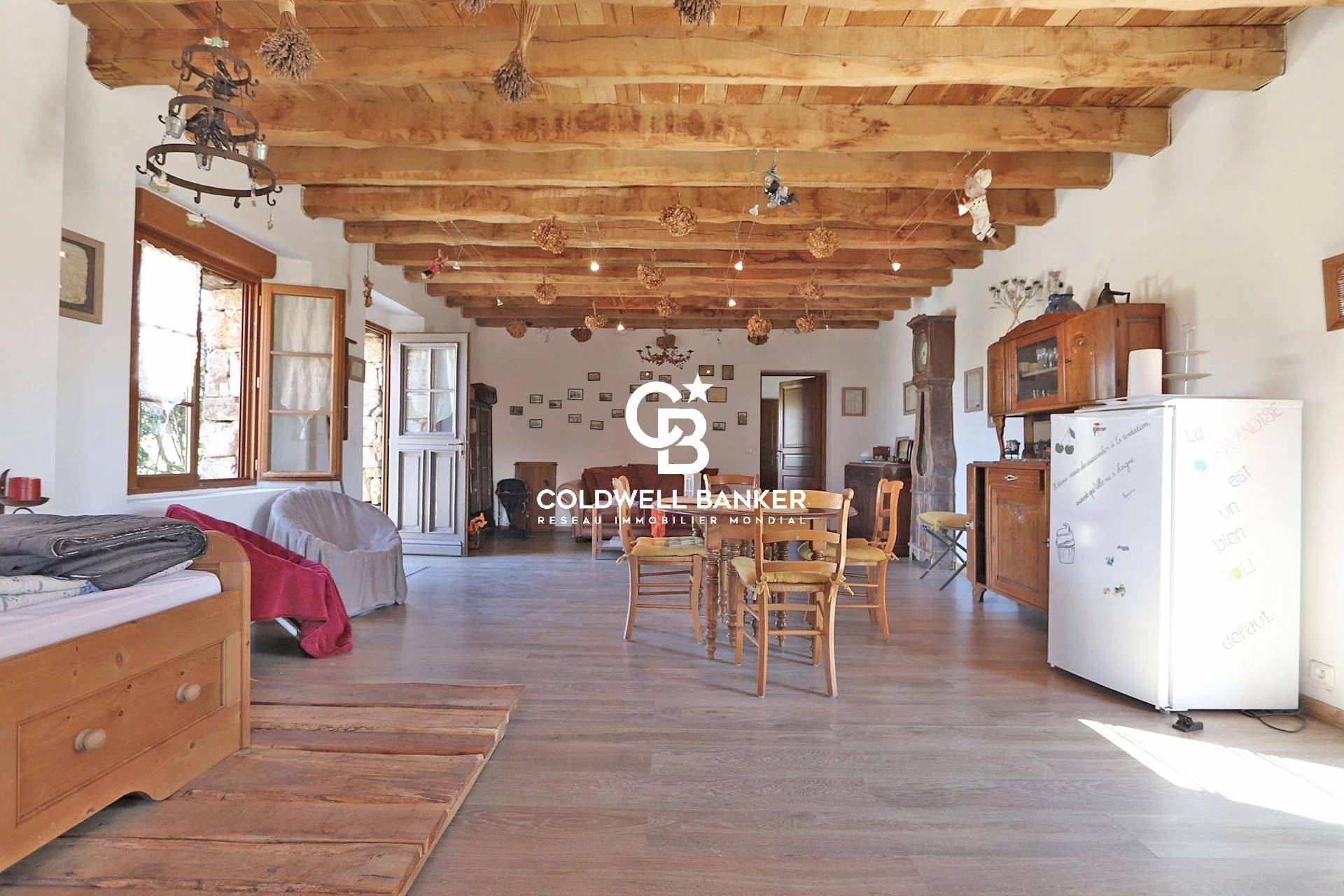 Maison avec piscine et gîtes - Périgord Noir