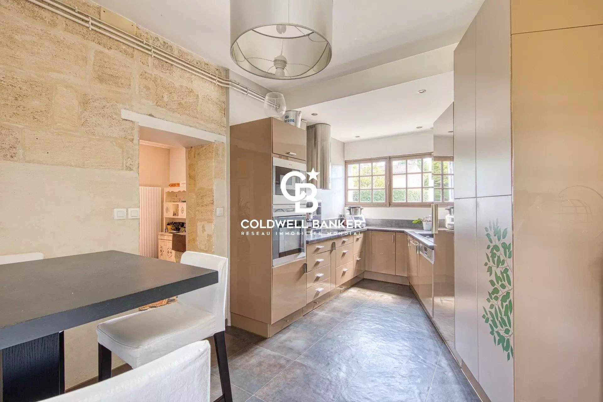 Maison familiale en pierre d'époque près de Bordeaux - Bouliac