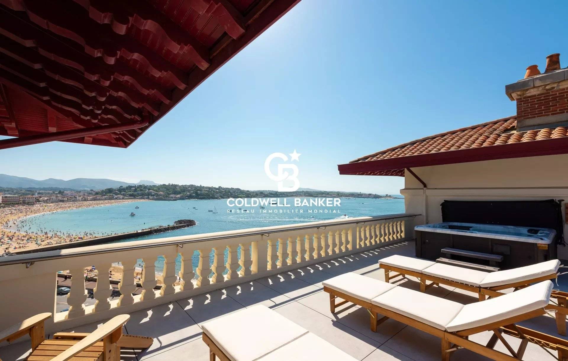 Résidence d'exception en front de mer avec vue panoramique Saint-Jean-de-Luz