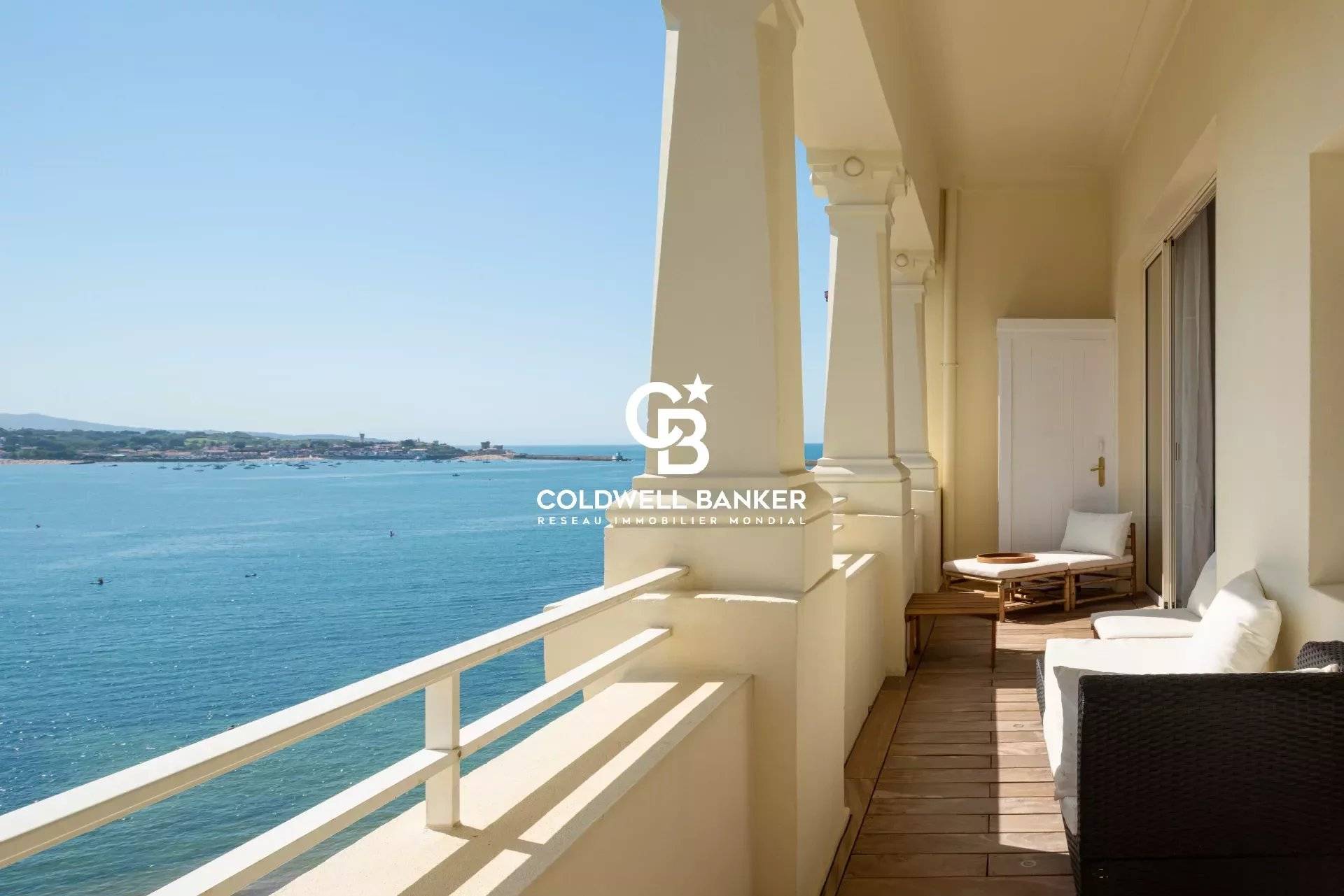 Résidence d'exception en front de mer avec vue panoramique Saint-Jean-de-Luz