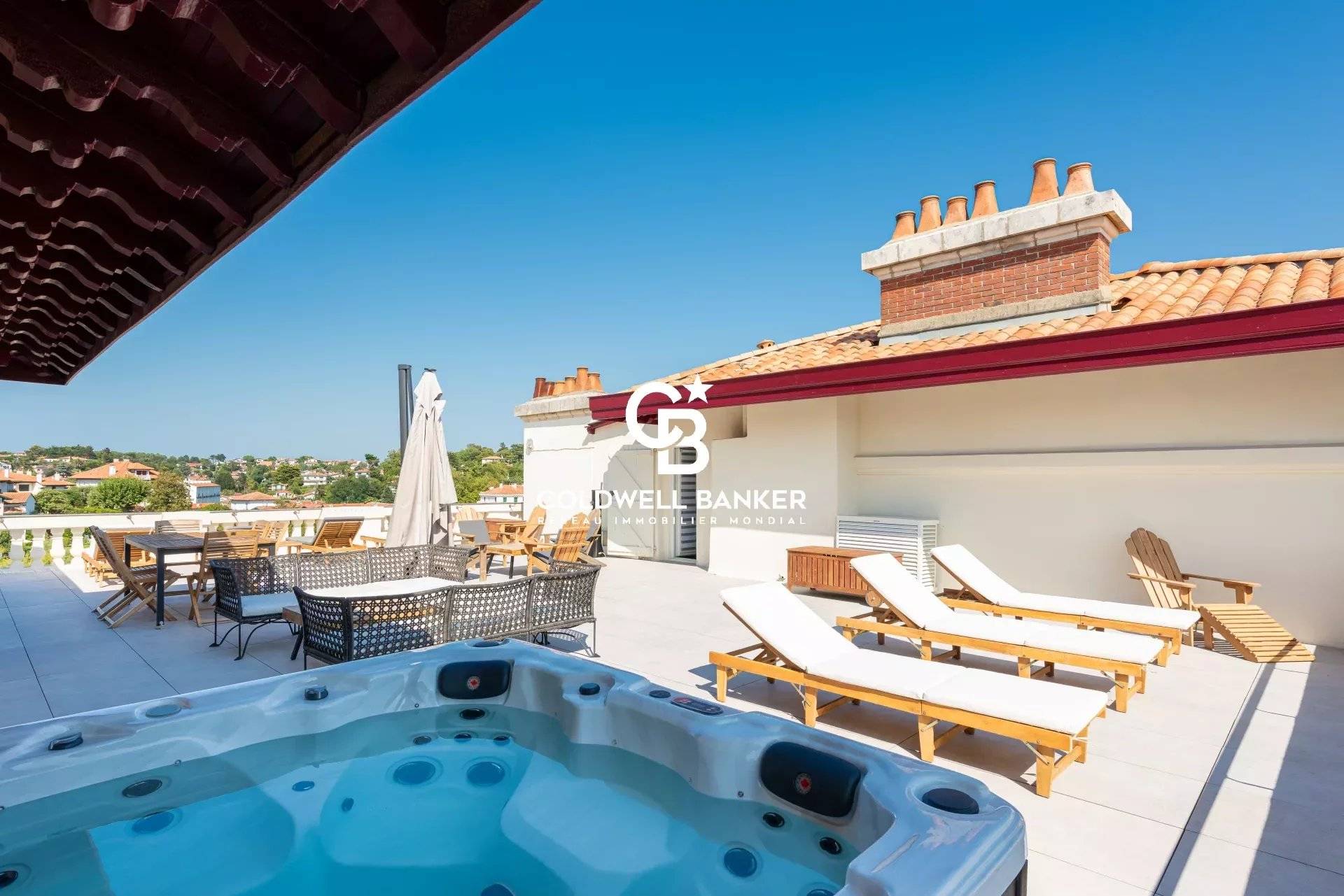 Résidence d'exception en front de mer avec vue panoramique Saint-Jean-de-Luz