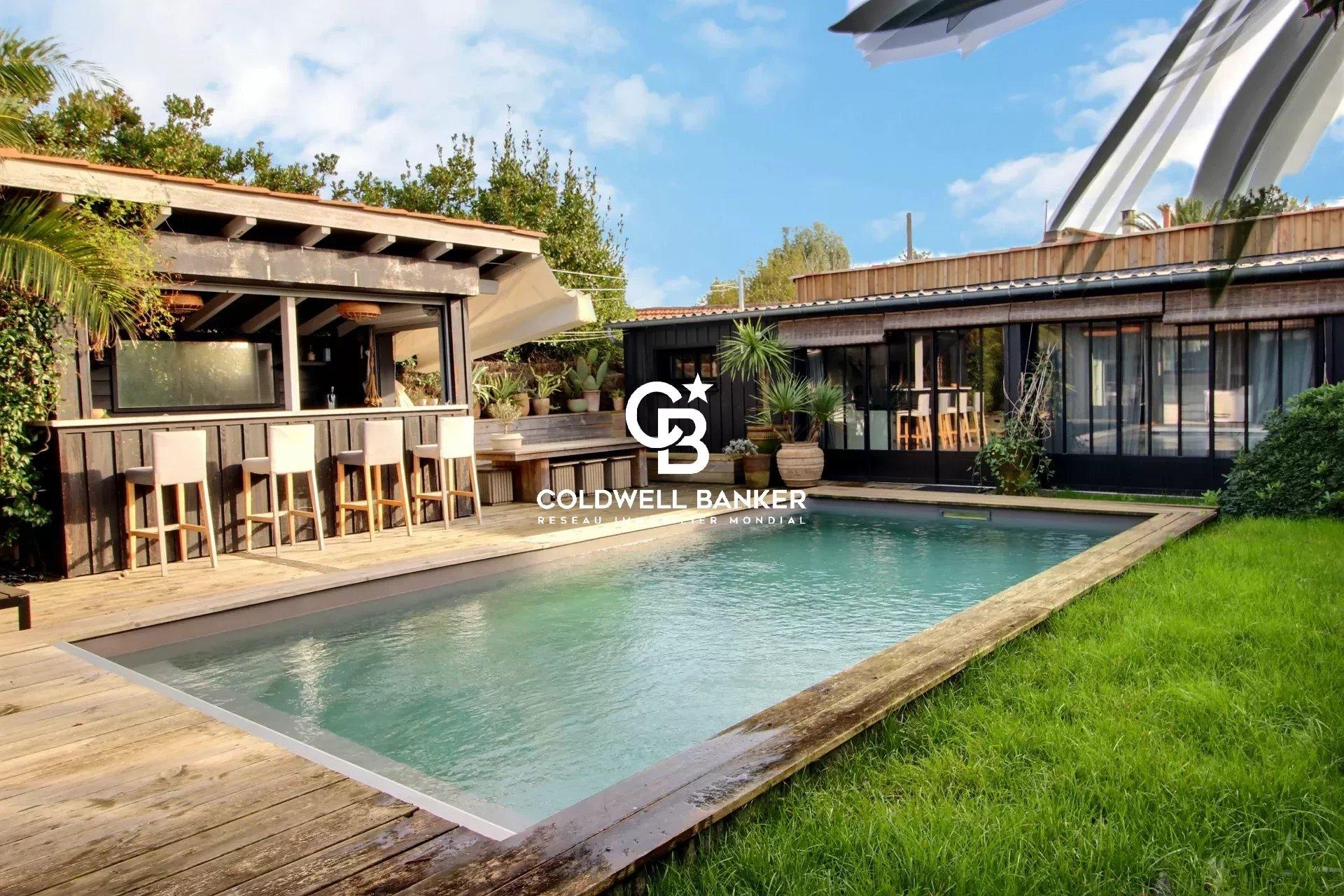 Villa d'exception avec annexe à proximité des plages du Cap-Ferret - Centre