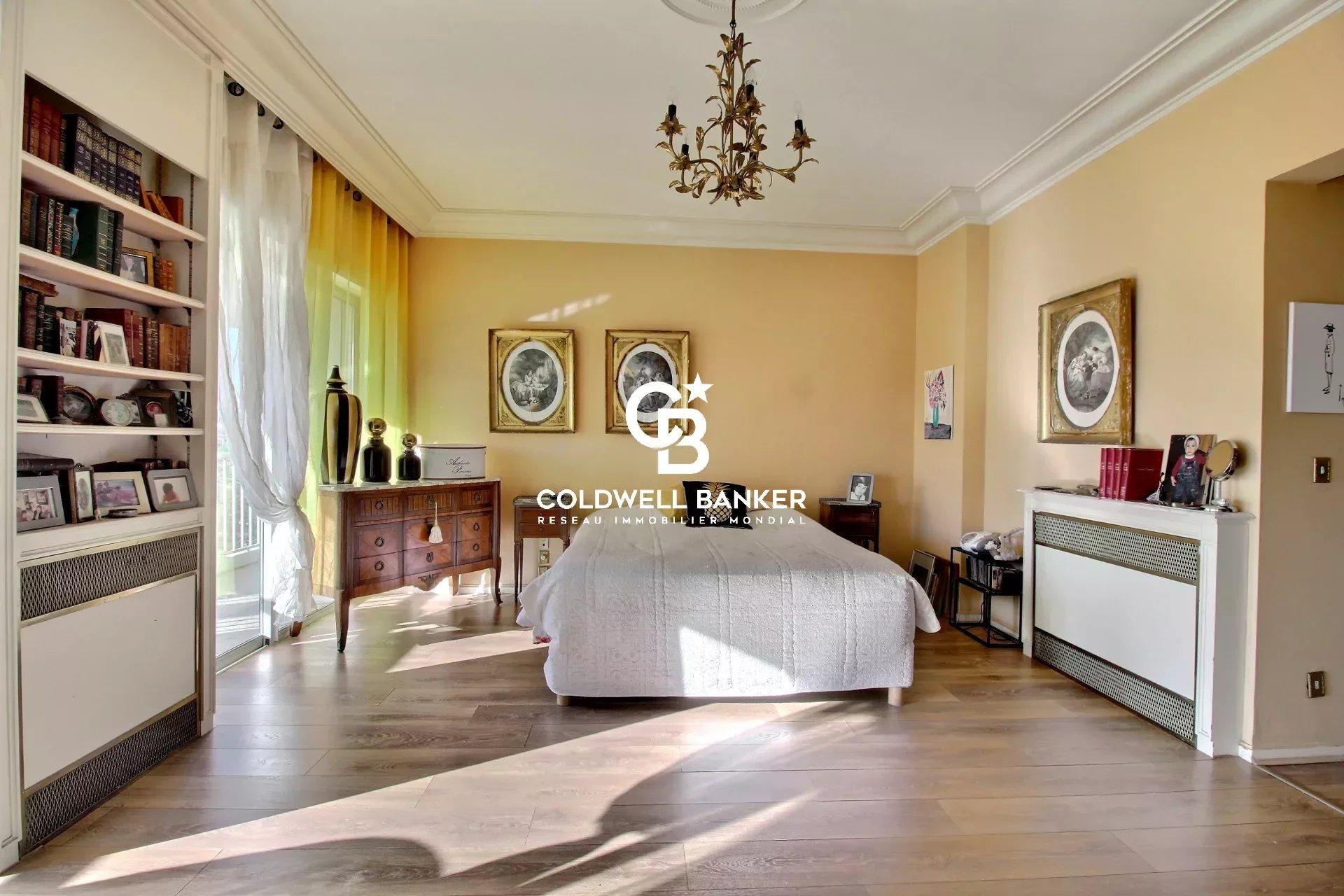 Luxueux appartement en première ligne avec vue panoramique Arcachon