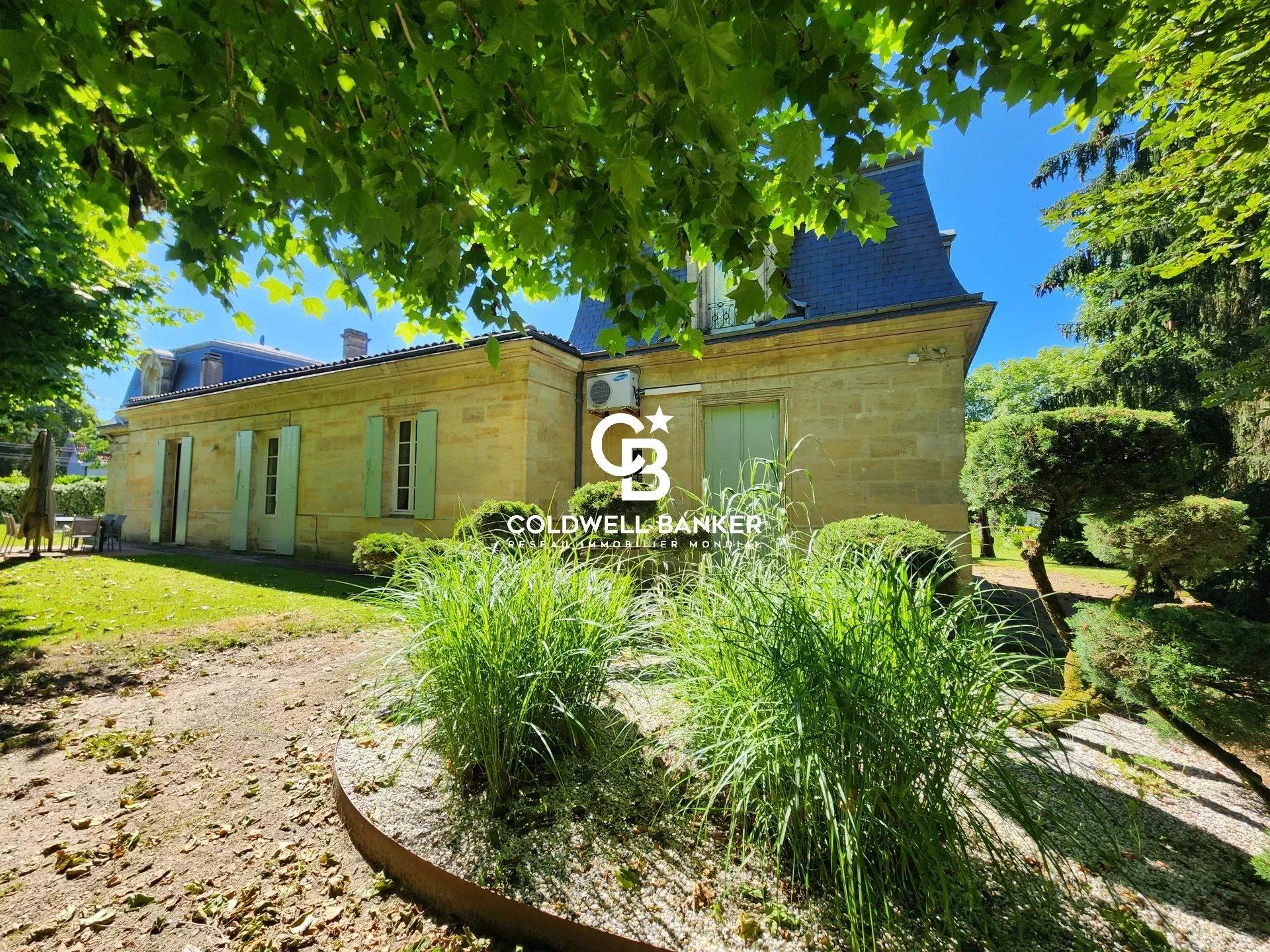 Somptueuse chartreuse avec vaste parc, piscine et garage Pessac - Centre
