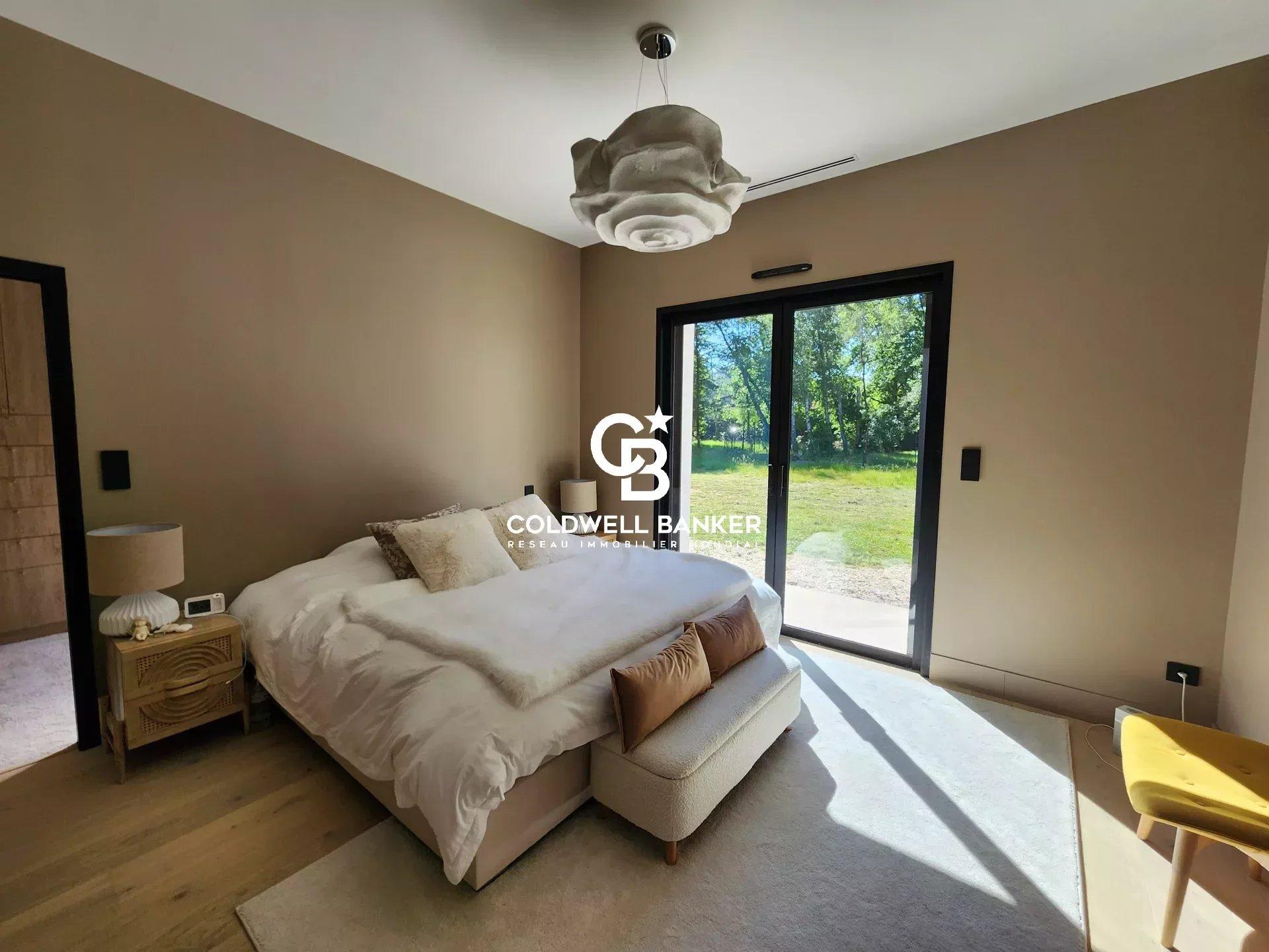 Luxueuse villa d'architecte avec vaste parc au cœur de Pessac