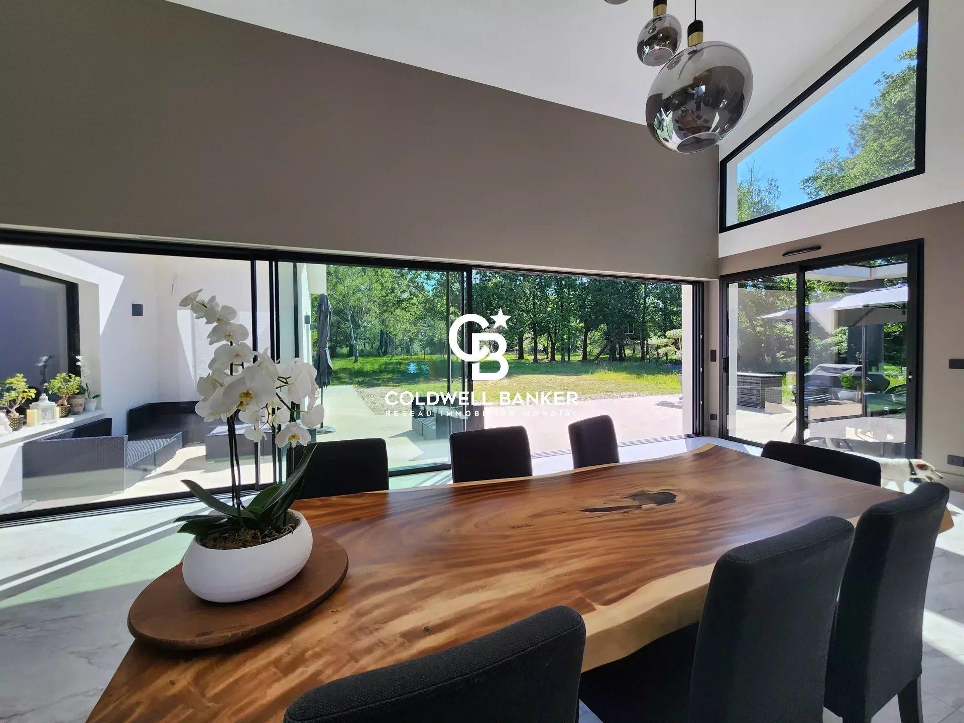 Luxueuse villa d'architecte avec vaste parc au cœur de Pessac