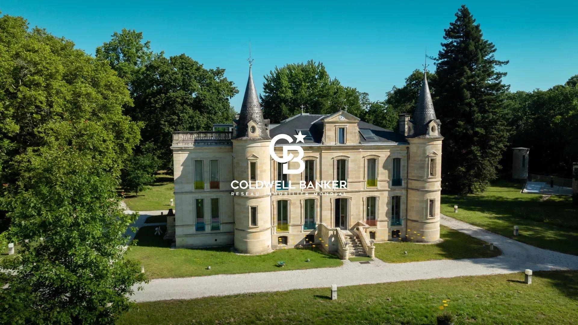 Remarquable château Napoléon III restauré à 25 minutes de Bordeaux