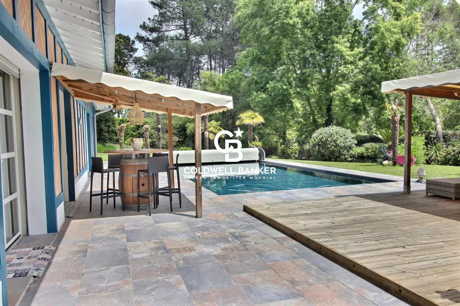 Élégante villa de plain-pied avec jardin paysagé, spa et piscine chauffée Seignosse