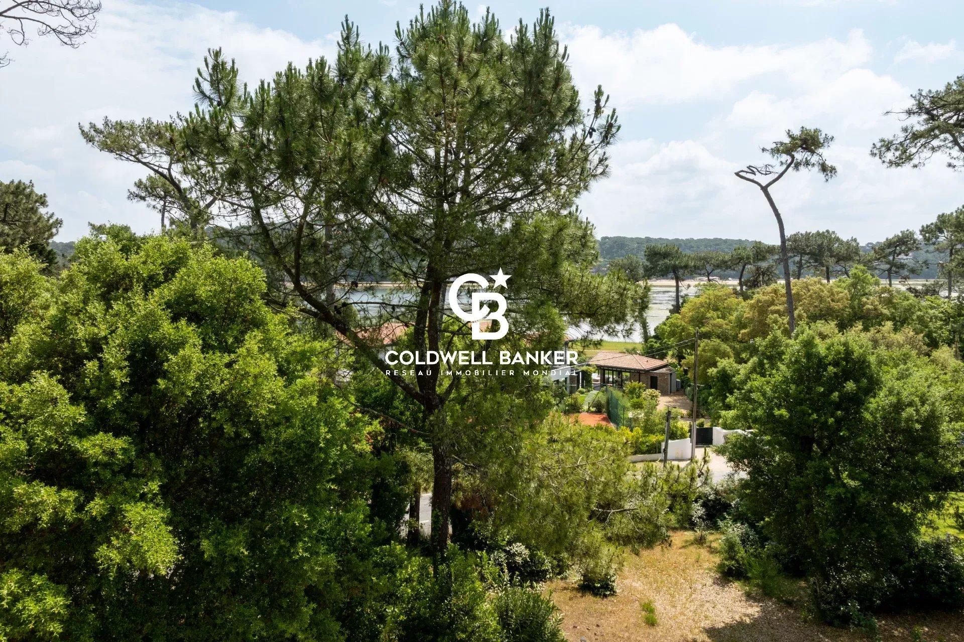 Propriété d'exception avec vue sur le lac d'Hossegor