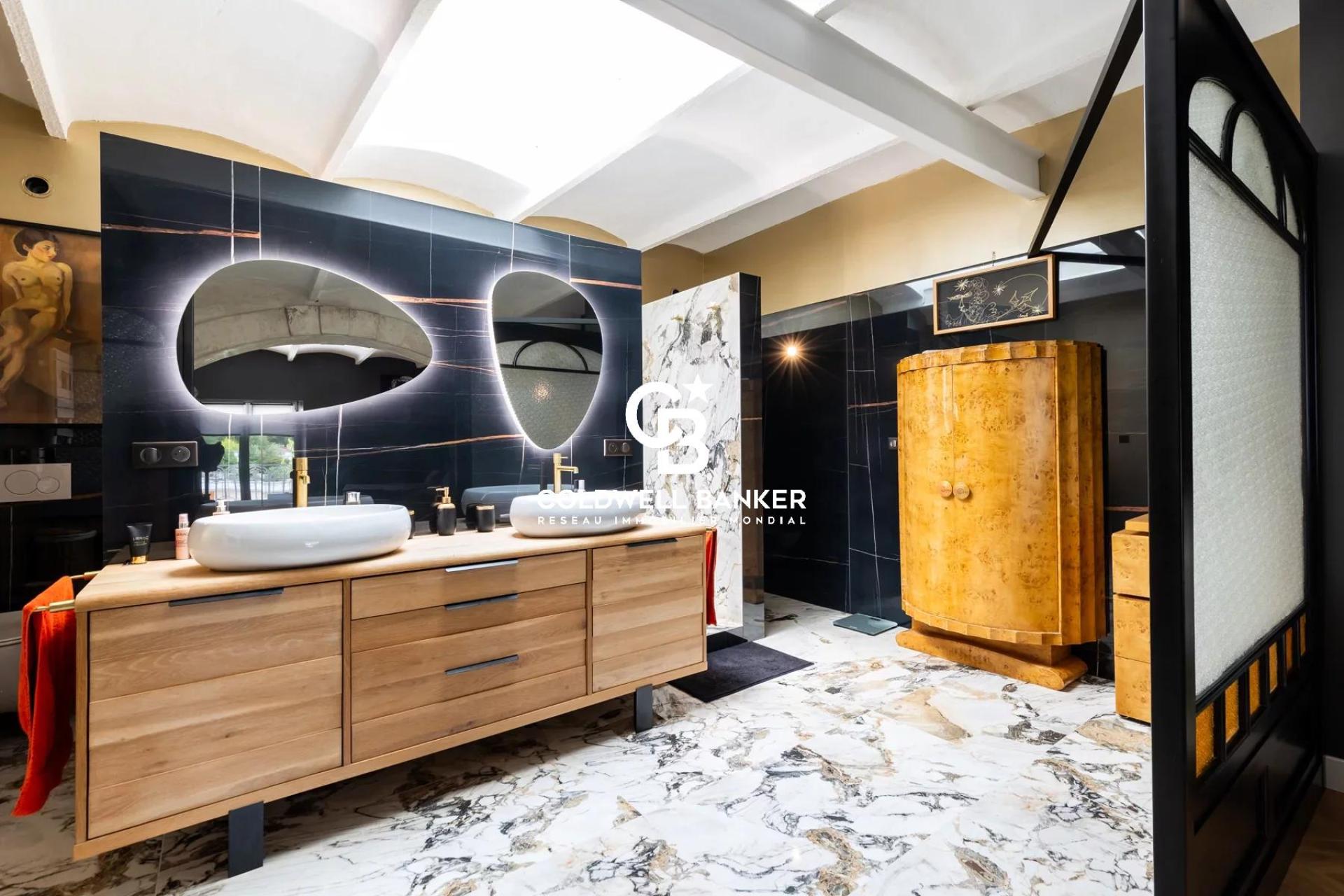 Luxueuse propriété au coeur de la Ville -  Lesparre-Médoc