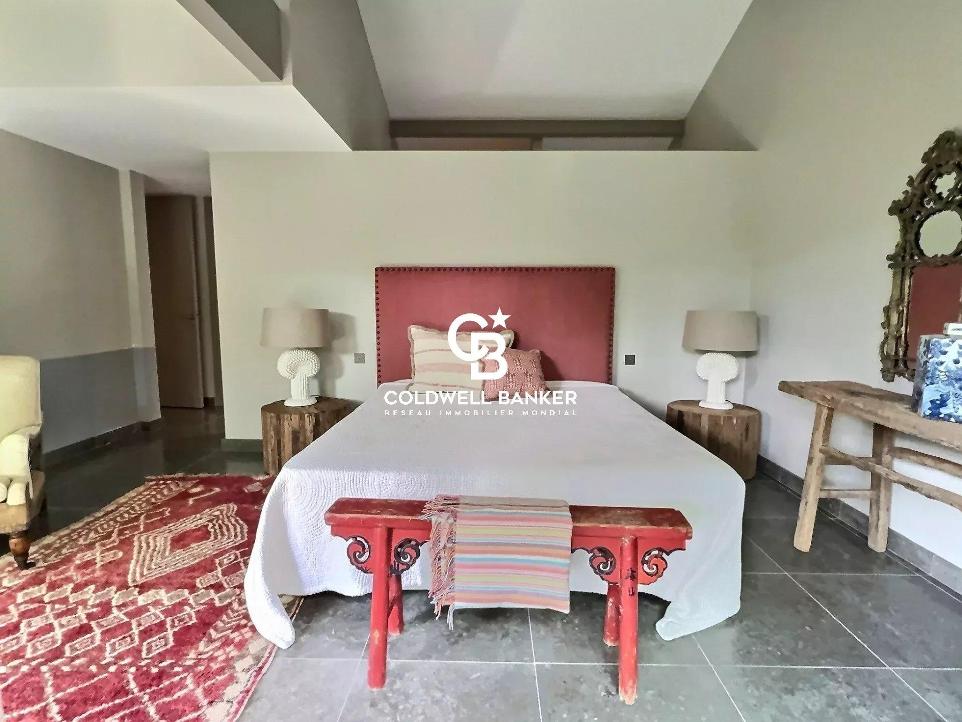 Luxueuse villa d'architecte en bois proche plages au cœur du Cap-Ferret