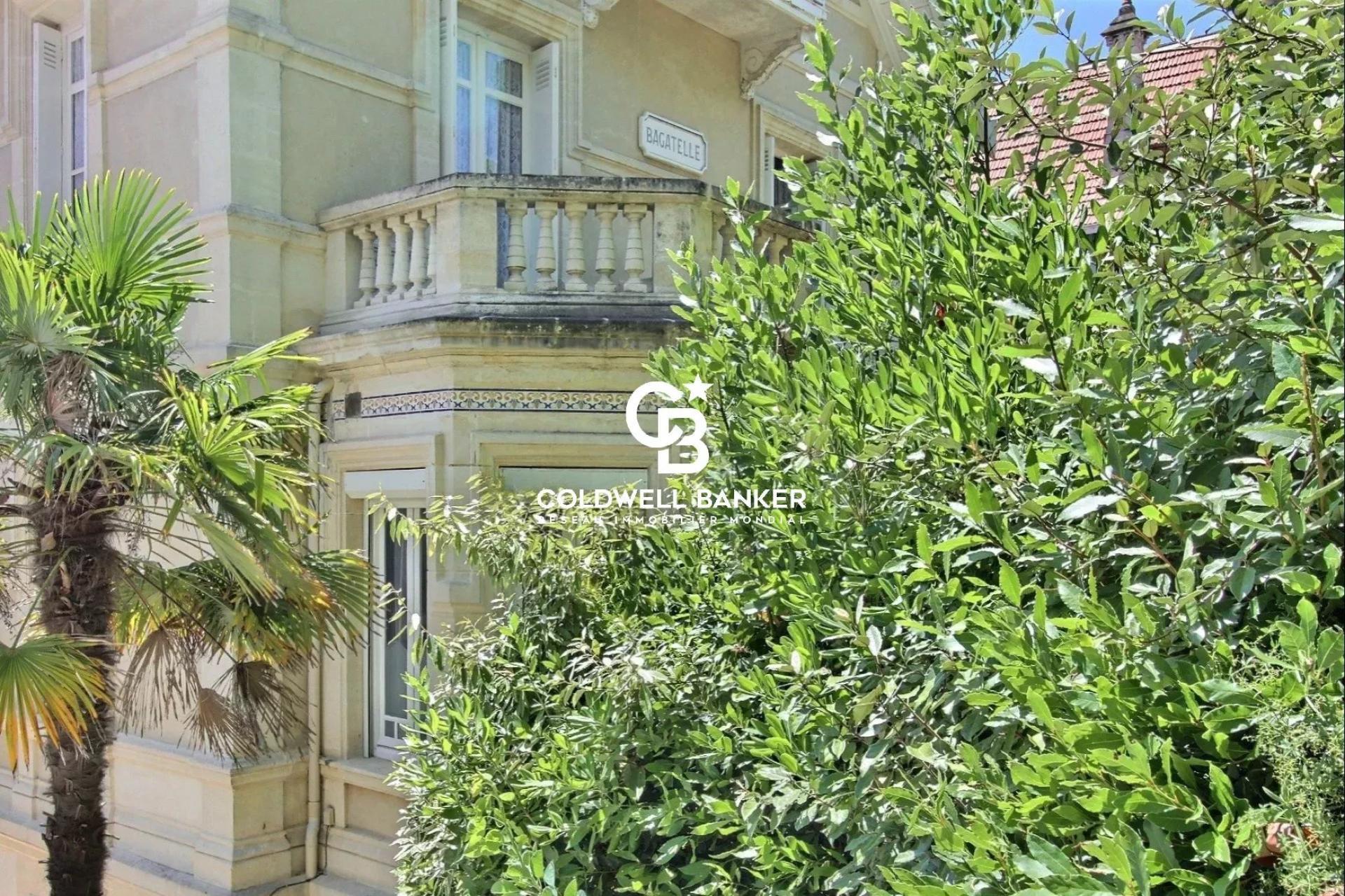 Demeure familiale à Arcachon – Ville de Printemps, jardin de 1 500 m², à deux pas de la plage