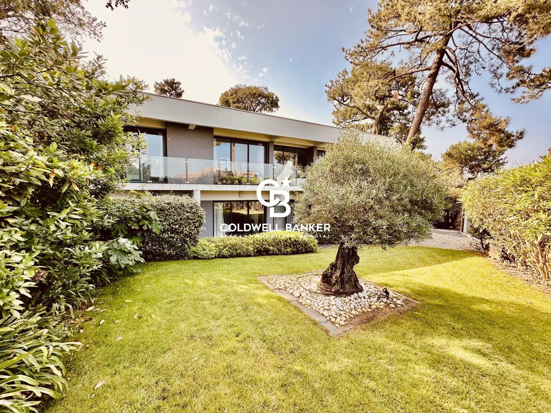 Propriété d'exception vue mer aux portes du Cap-Ferret