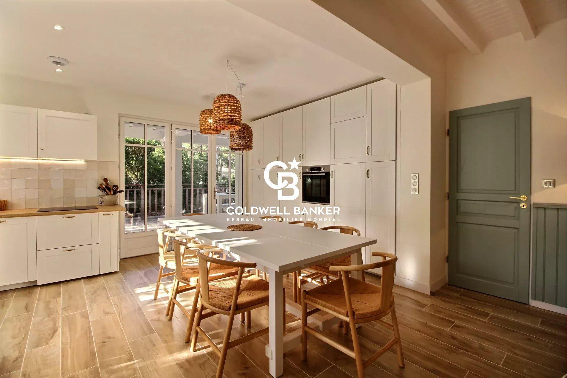 Villa de charme au Cap Ferret - élégance, calme et accès plage à pied