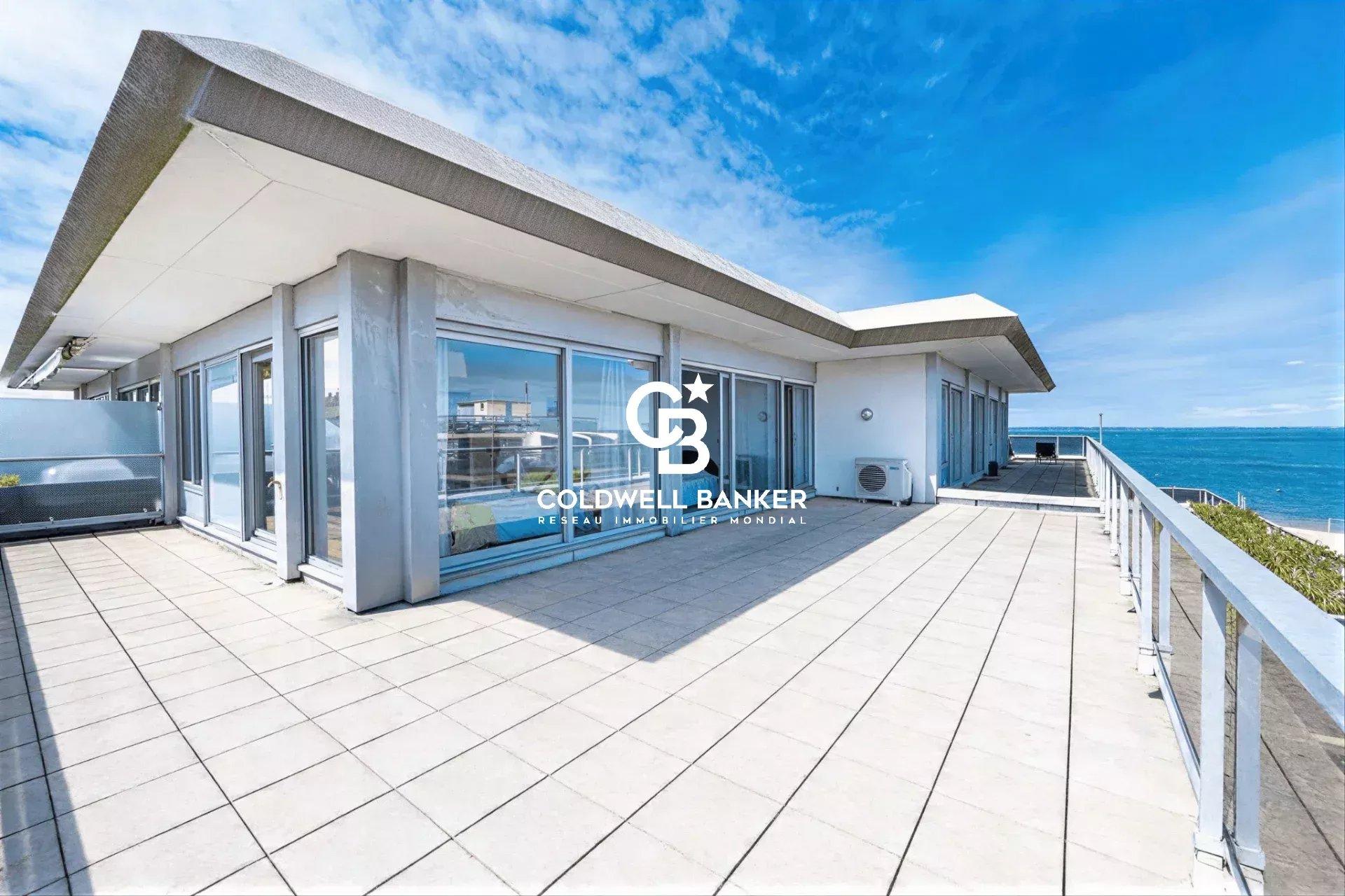 Appartement d’exception en première ligne à Arcachon – terrasse panoramique de 150 m² face au Bassin
