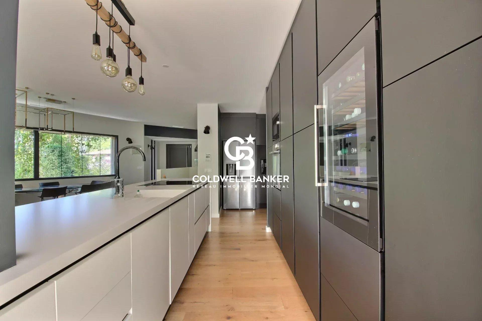 Villa rénovée entre plage et forêt à Pyla-sur-Mer