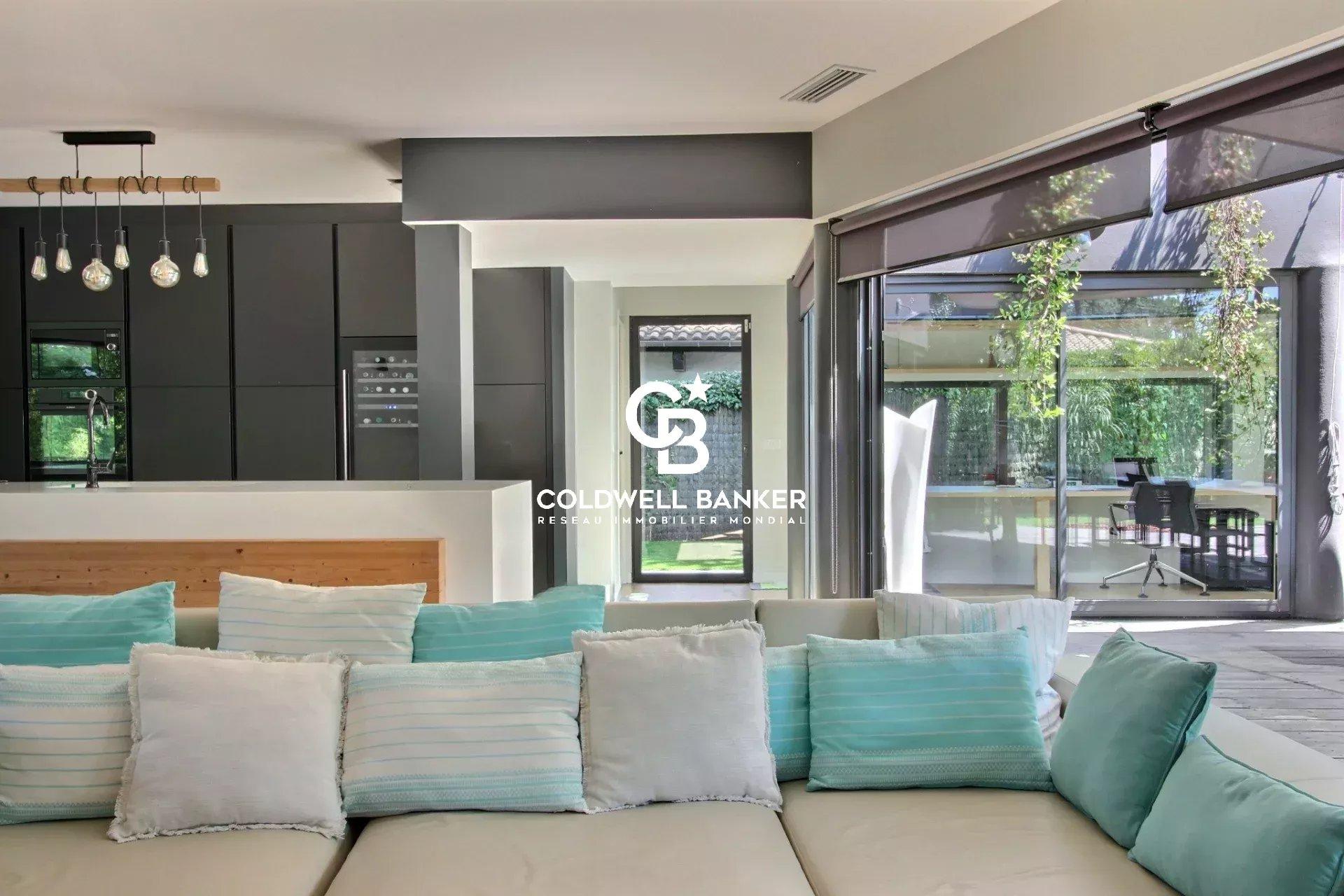 Villa rénovée entre plage et forêt à Pyla-sur-Mer