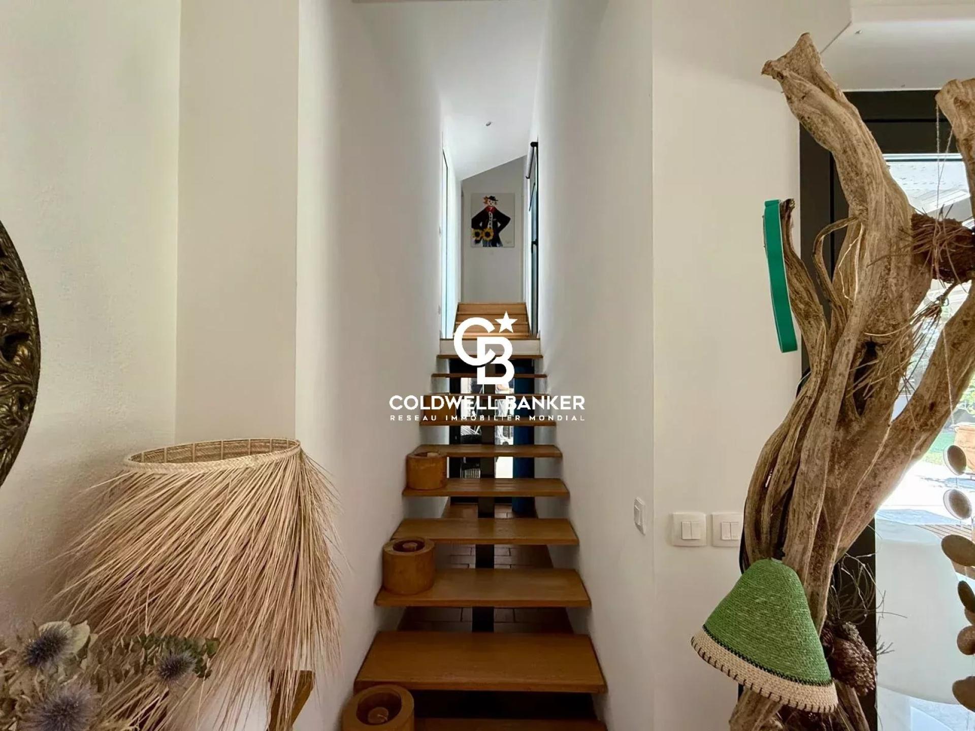 Villa d’architecte d’exception à 50 m de la dune – Élégance contemporaine entre plage et centre d’Hossegor