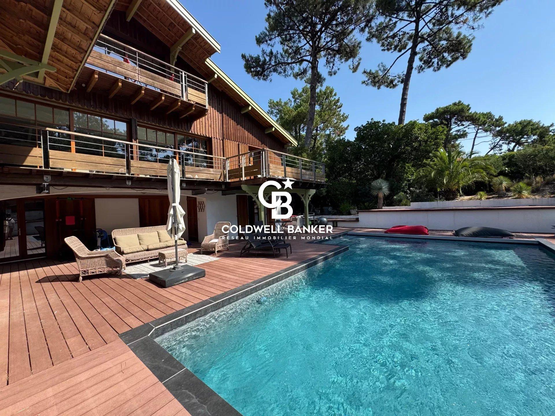 Villa familiale d’exception au Cap Ferret – 300 m², piscine et aperçus Bassin