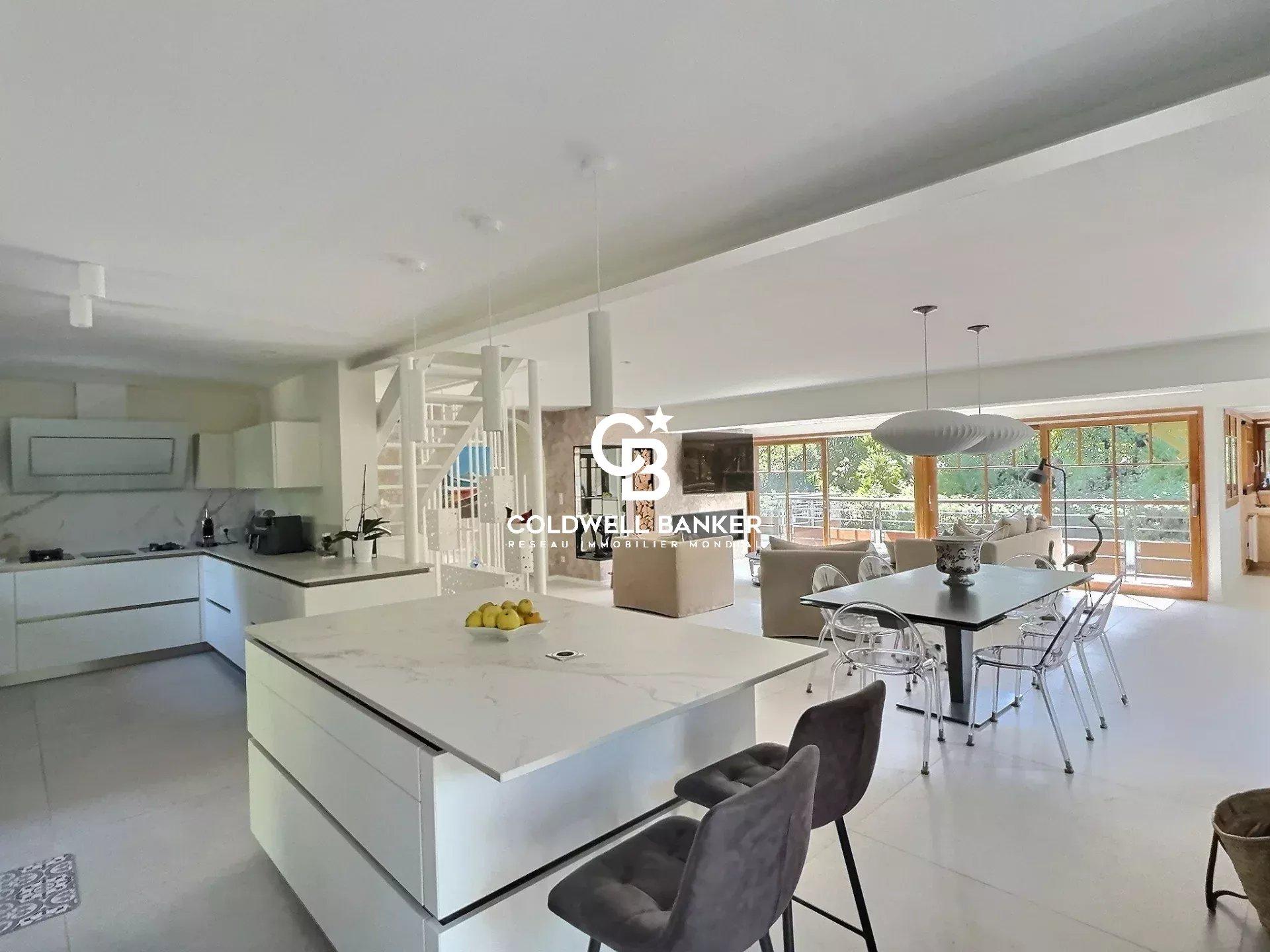 Villa familiale d’exception au Cap Ferret – 300 m², piscine et aperçus Bassin