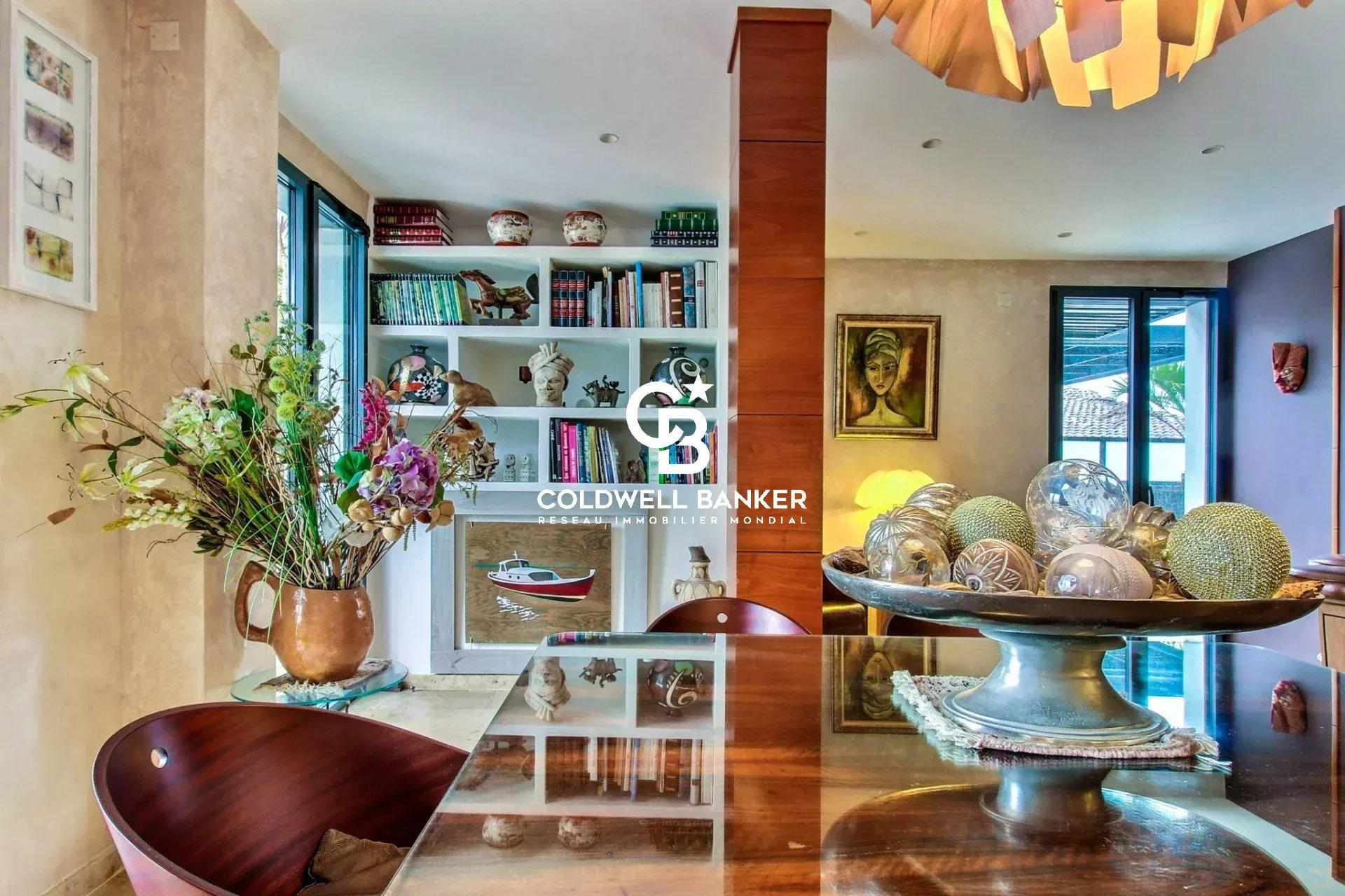 Le raffinement en cœur de ville – appartement avec terrasses, jacuzzi et parkings à Bordeaux Triangle d'or