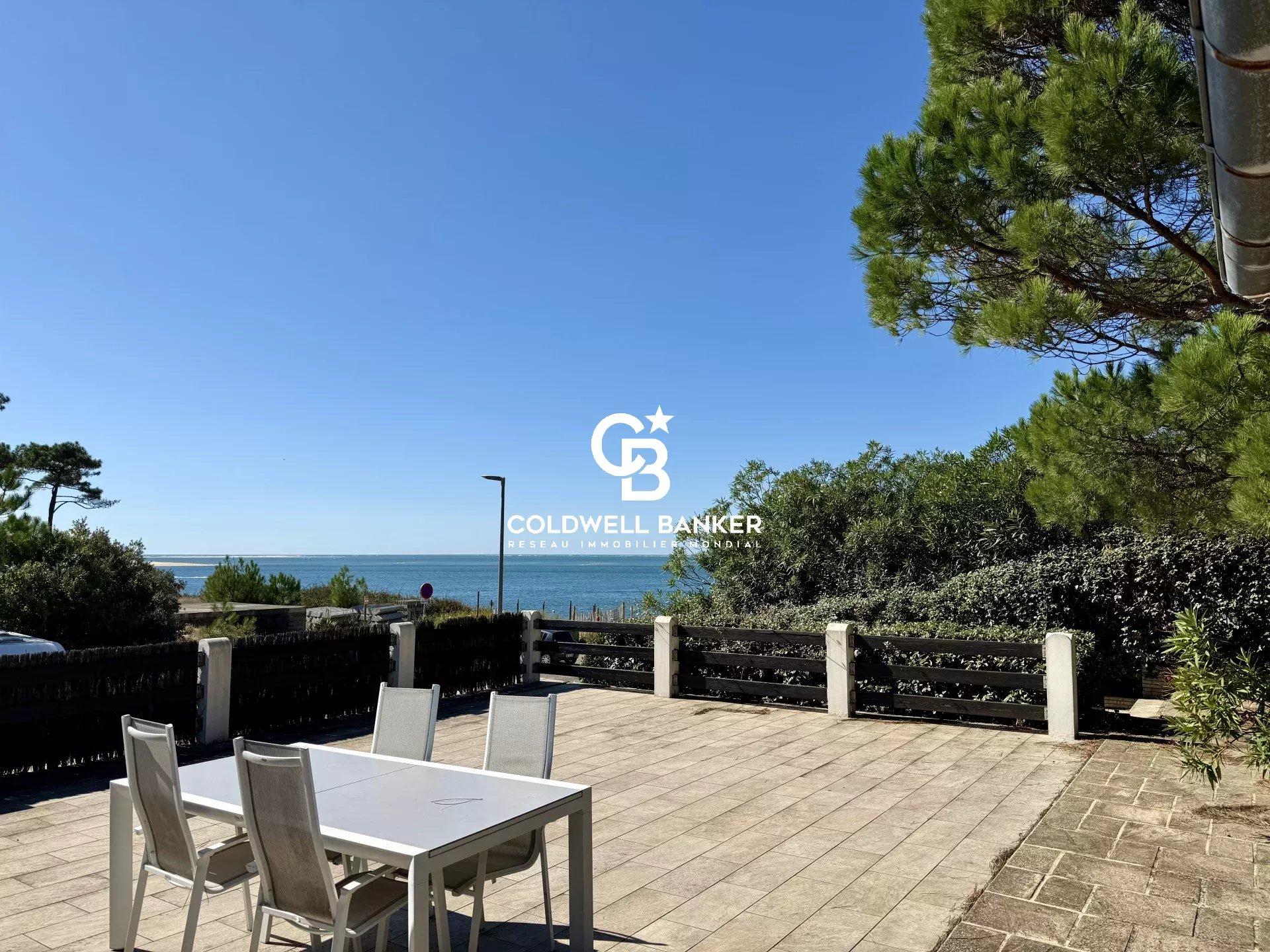 Vue imprenable sur le Bassin d’Arcachon – villa à réinventer face au Cap Ferret