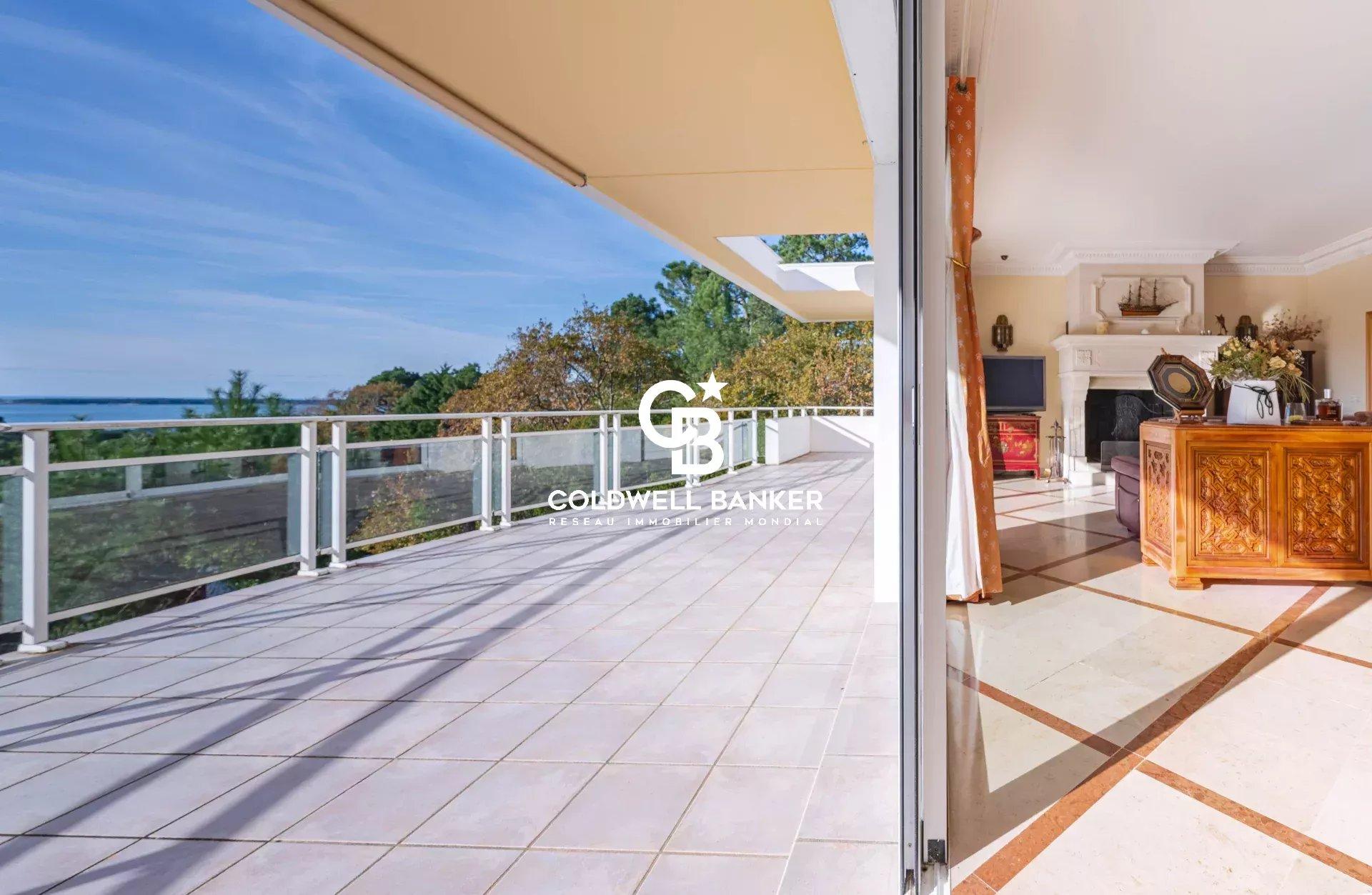 Villa contemporaine d’exception au Pyla avec vue imprenable sur le Bassin d’Arcachon