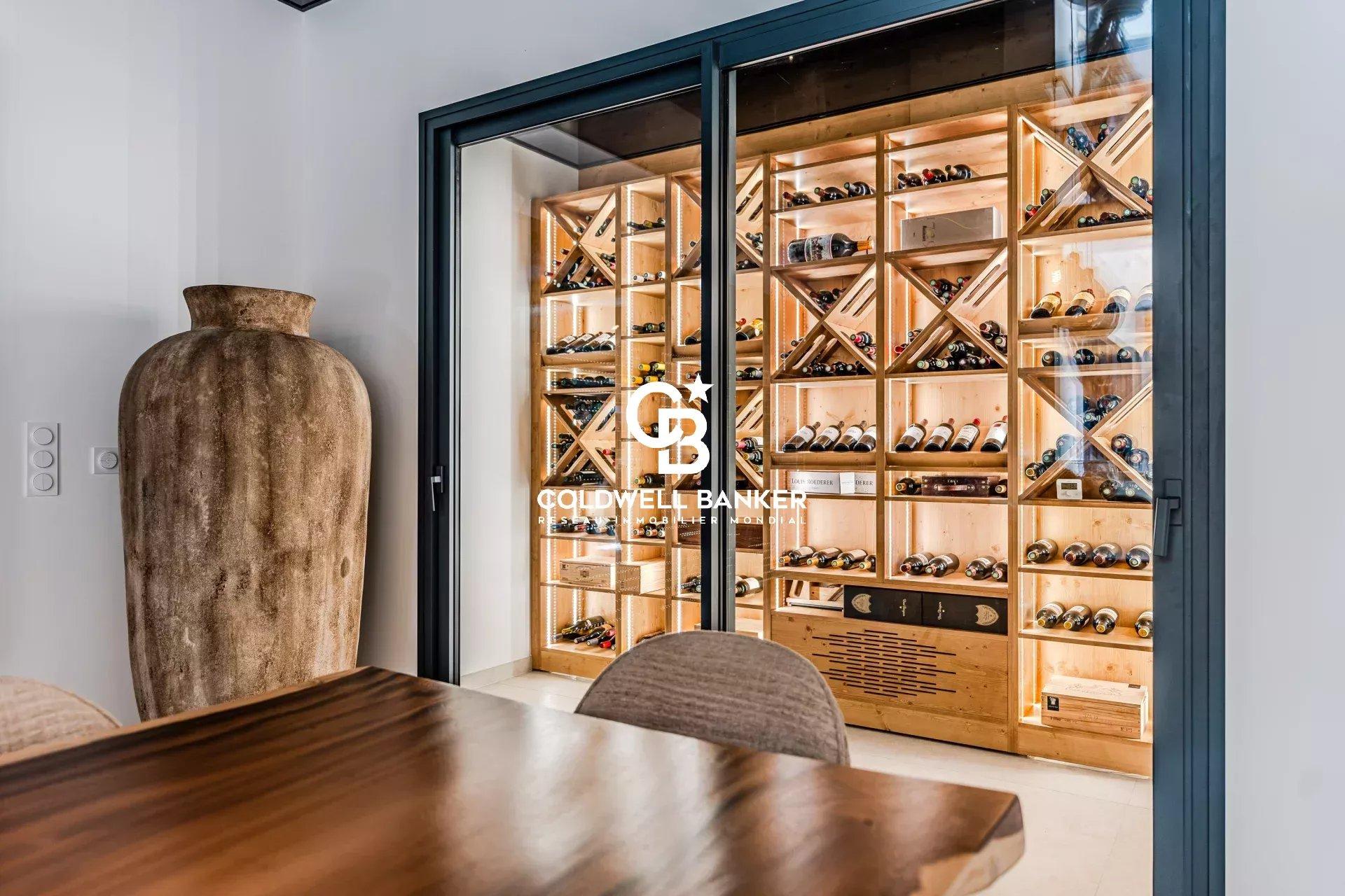 Villa d’exception à vendre à Andernos-les-Bains – architecture contemporaine, piscine et suite parentale 60 m²