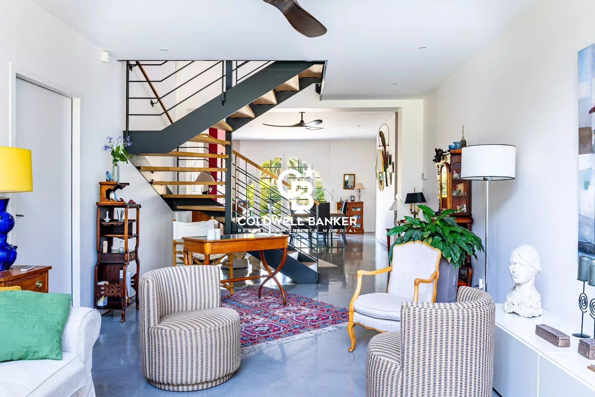 Élégante villa néo-basque rénovée au cœur de la Ville d’Hiver