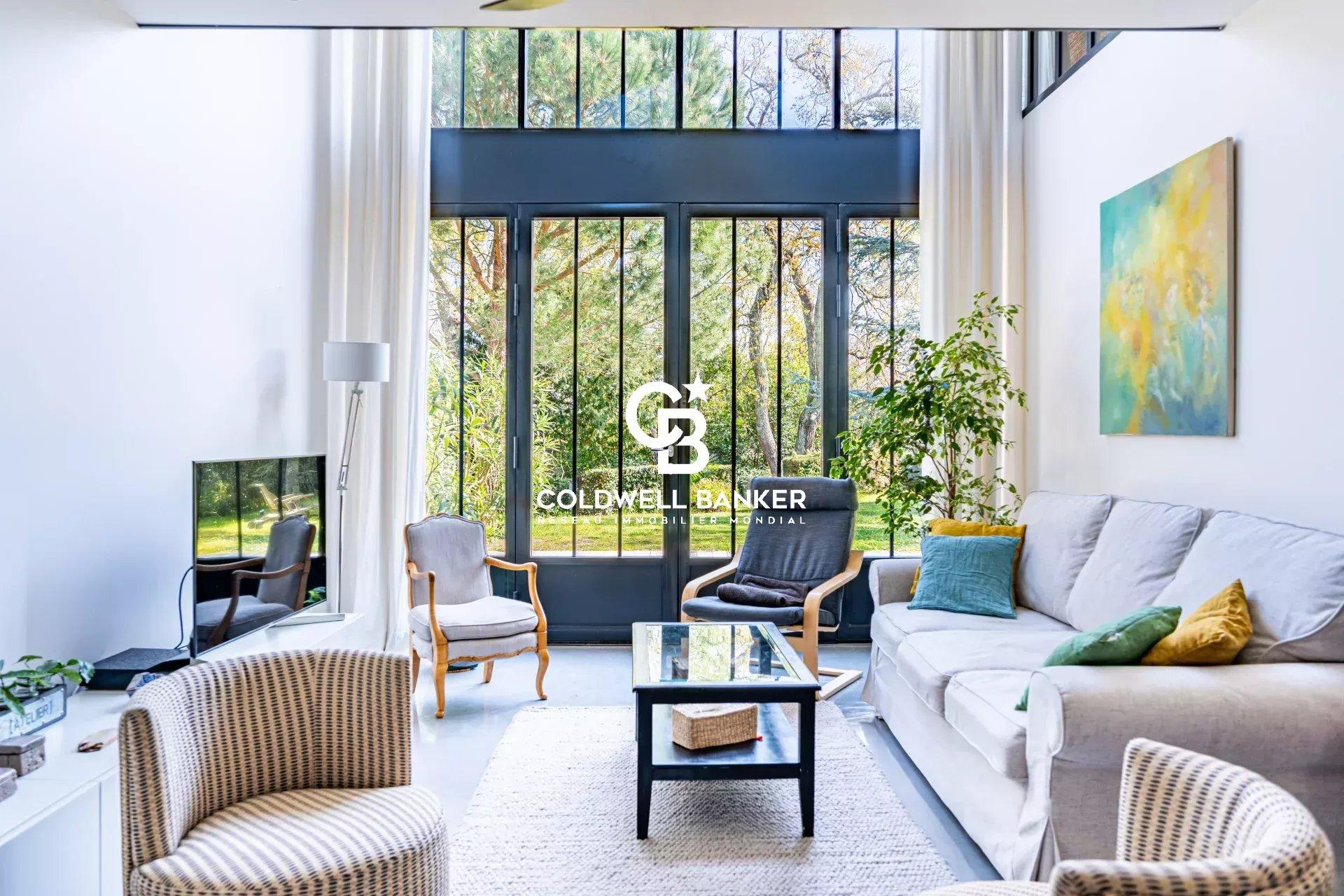 Élégante villa néo-basque rénovée au cœur de la Ville d’Hiver