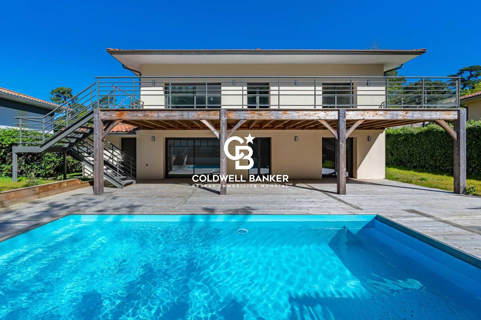 Arcachon - Villa rénovée à deux pas de la plage Pereire avec piscine et prestations haut de gamme