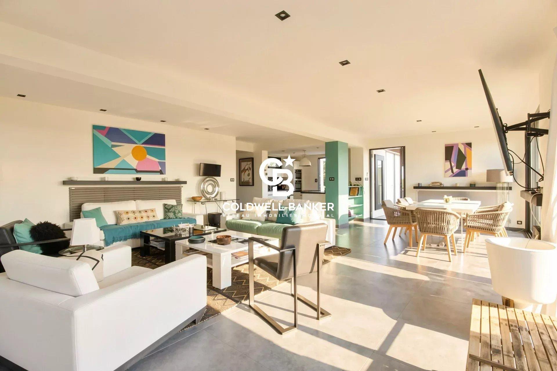 Maison à vendre Lège-Cap-Ferret - villa vue mer 7 chambres avec piscine et terrasses