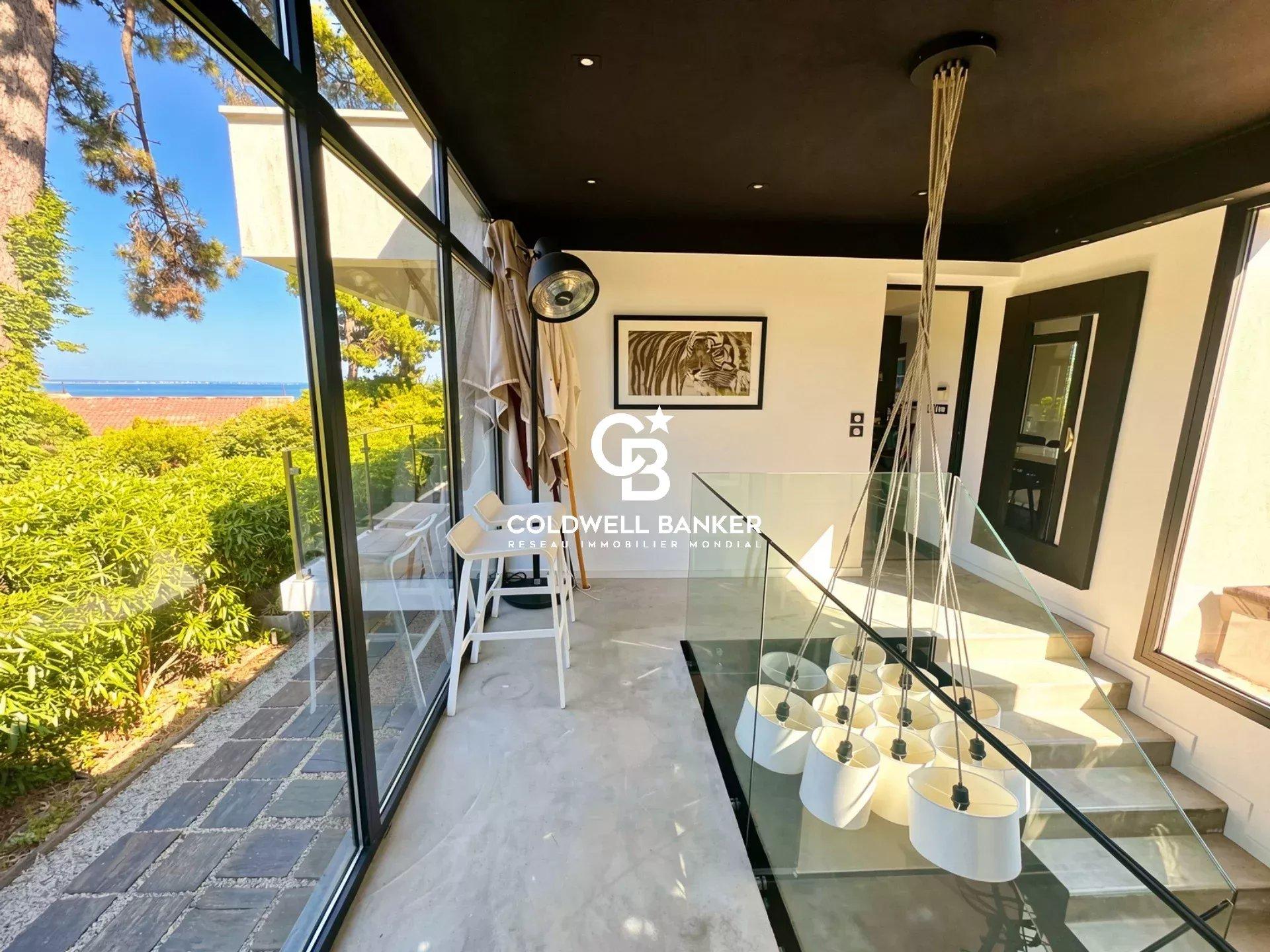 Maison à vendre Lège-Cap-Ferret - villa vue mer 7 chambres avec piscine et terrasses